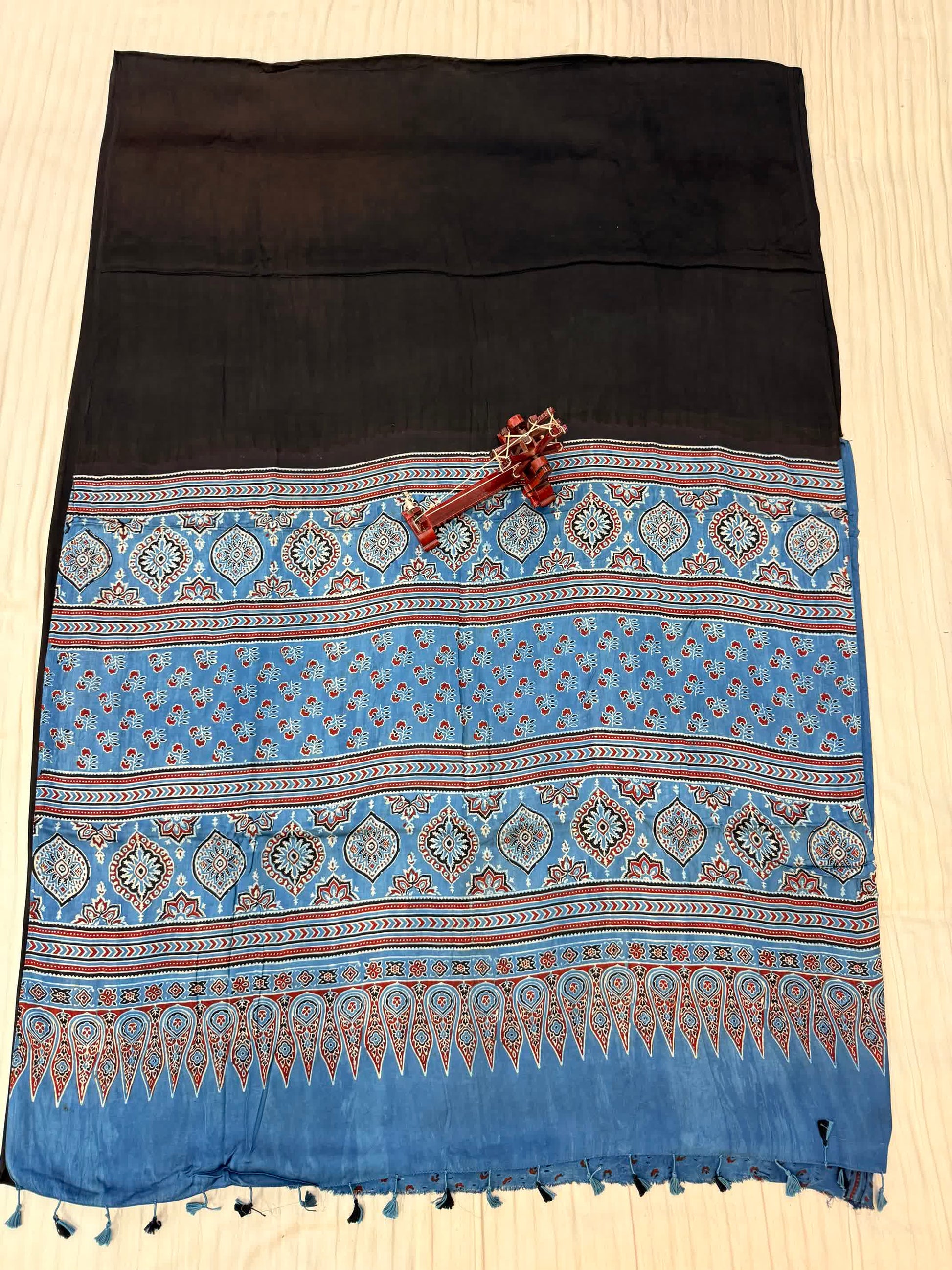 Black Ajarakh Palla Plain Modal Saree RAKHIYO