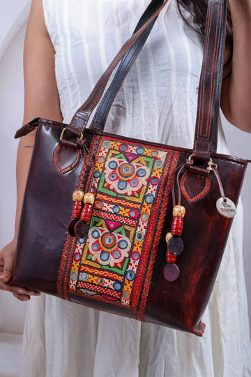 Ahirat The Kutchhi - Tote Bag RAKHIYO
