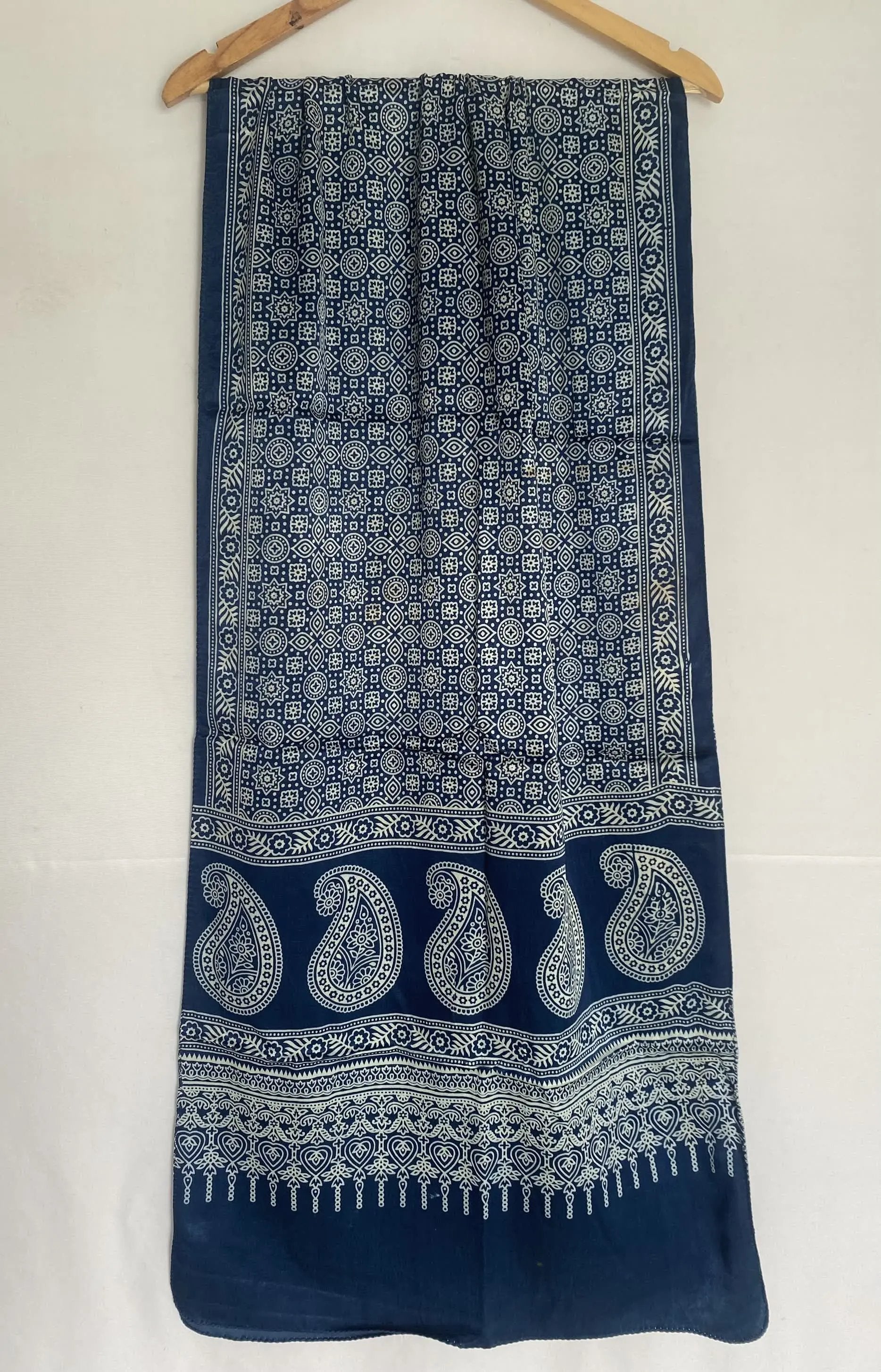 Ajarakh Mashroo Stoles RAKHIYO