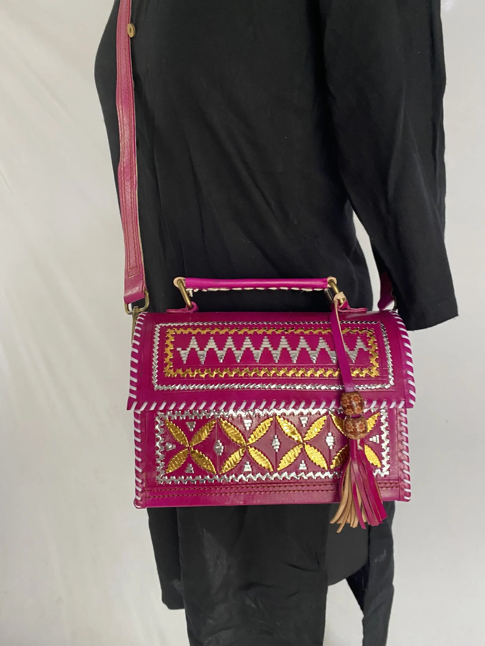 Kutchhi Pink Jari Hut - The Sling RAKHIYO