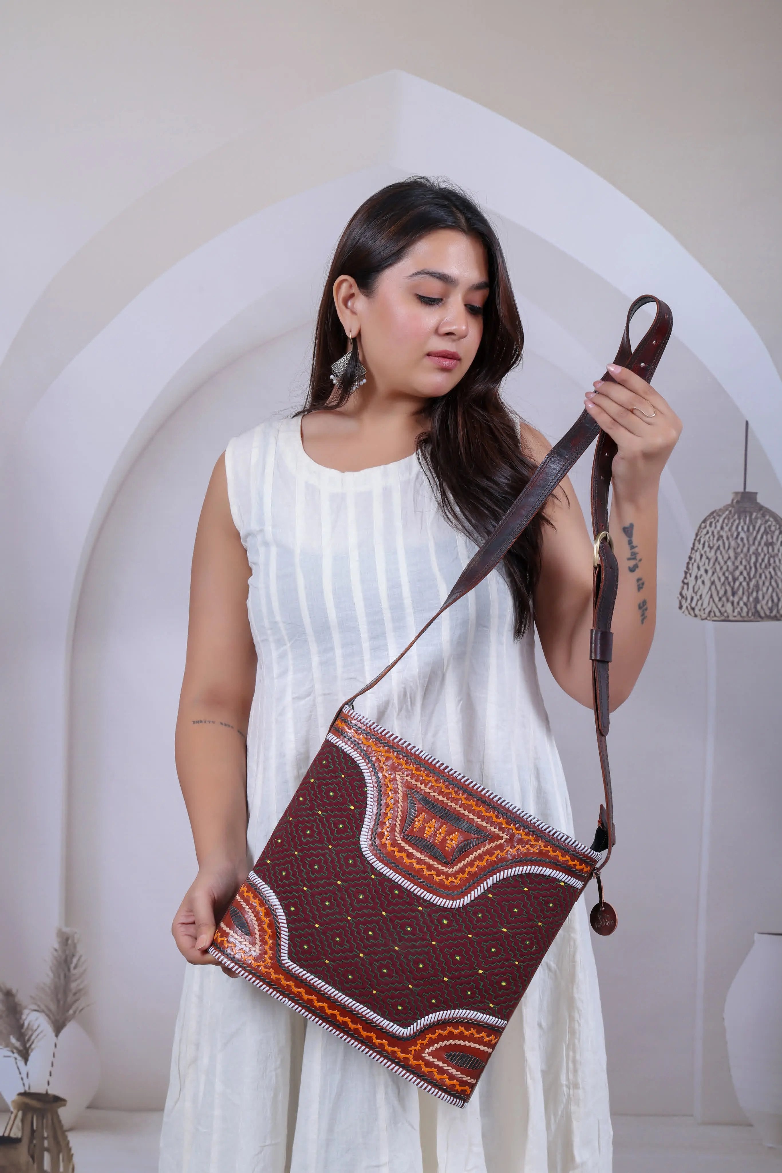 Brown Kambhiro - The Sling/Shoulder Bag RAKHIYO