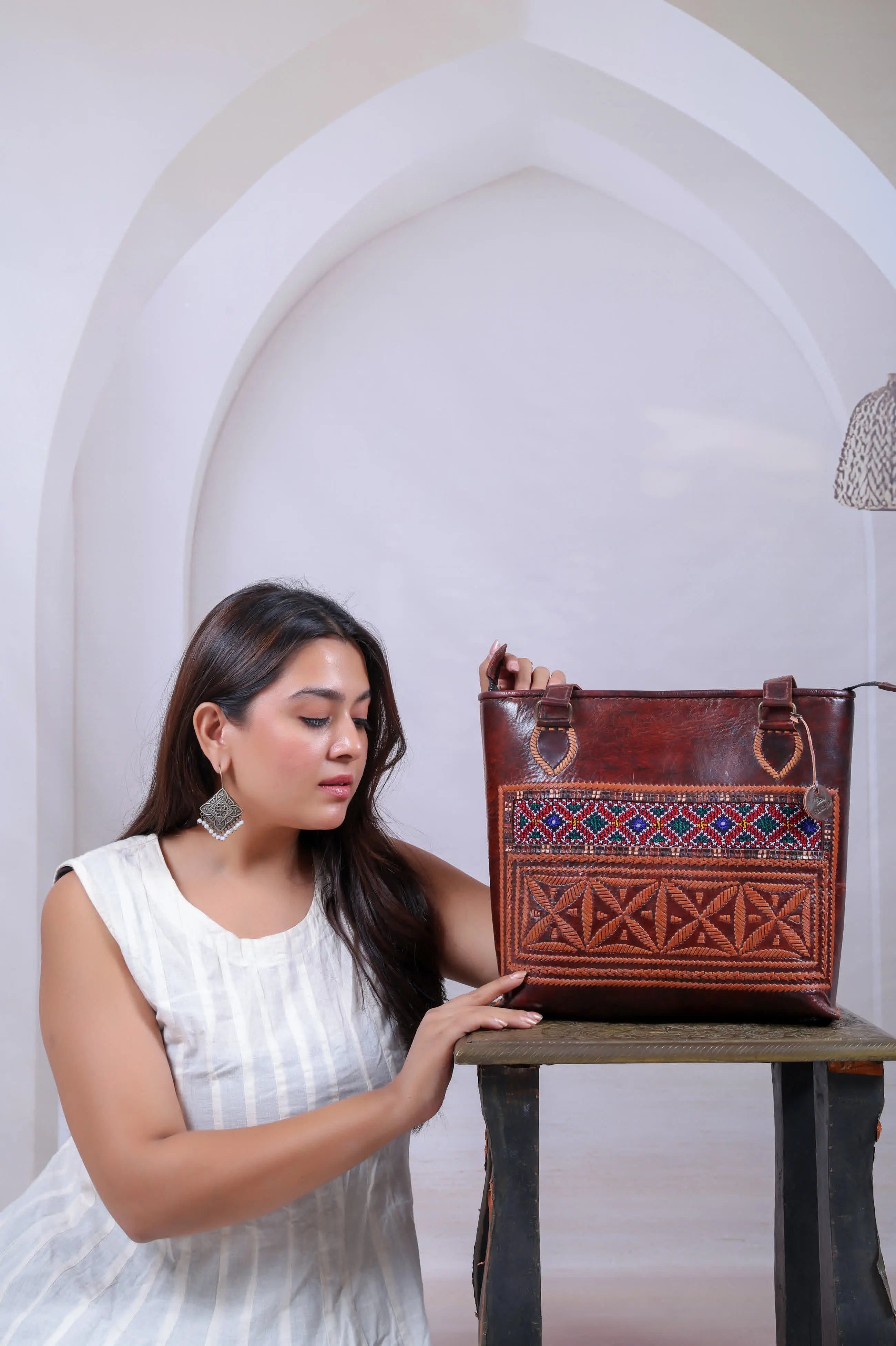 Jat & Kutchhi - The Tote RAKHIYO