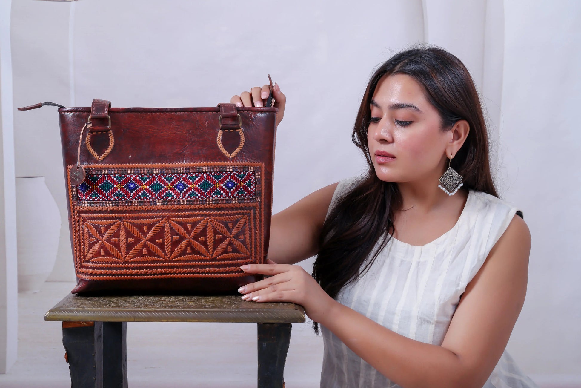 Jat & Kutchhi - The Tote RAKHIYO