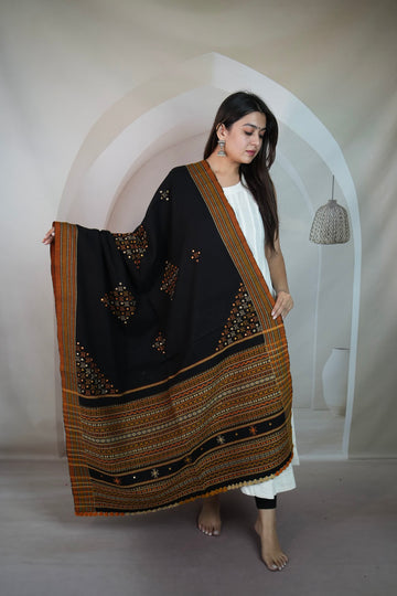 Black Corner Buti Handwoven Woolen Shawl