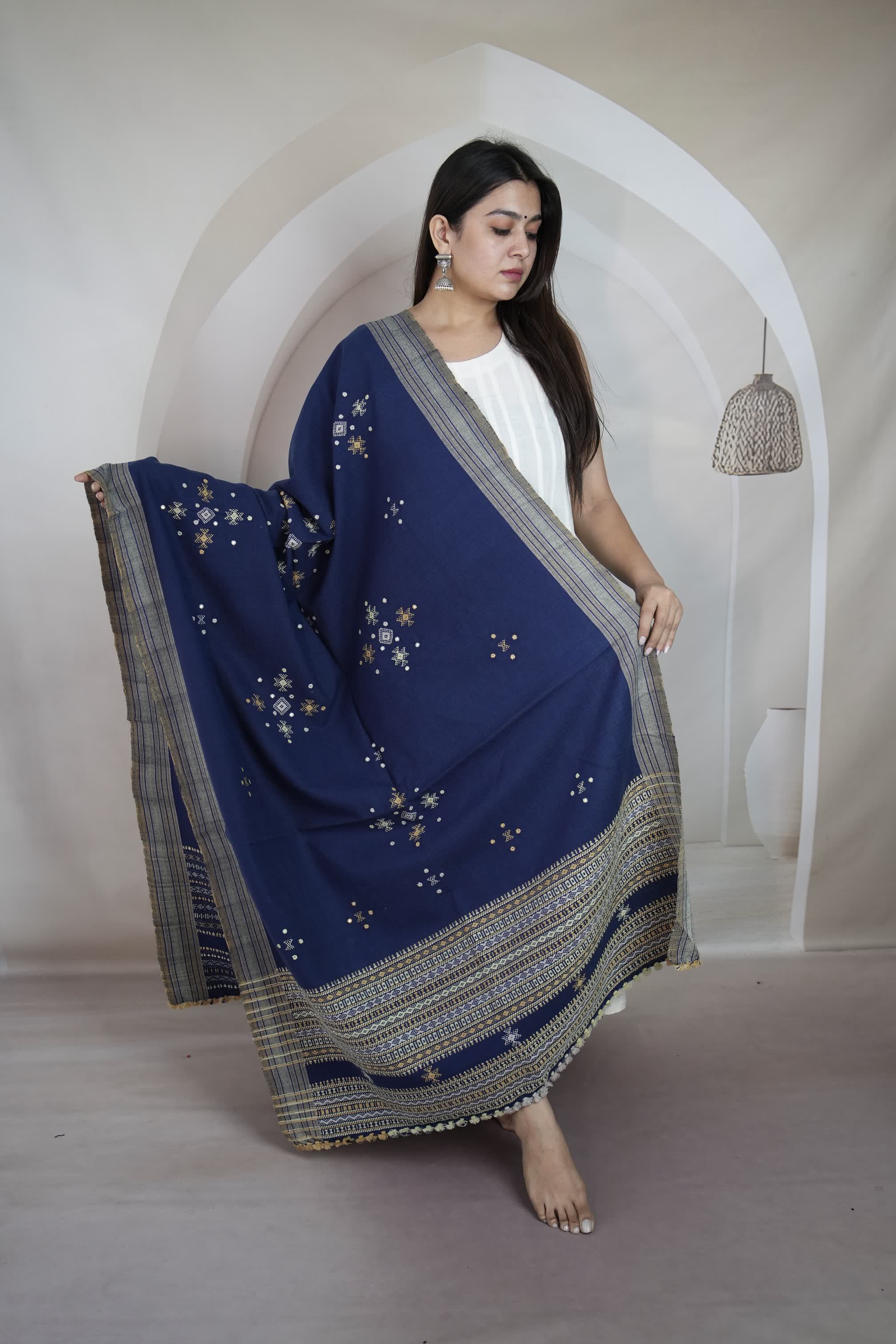 Light Blue Chomakh Bhujodi Woolen Shawl