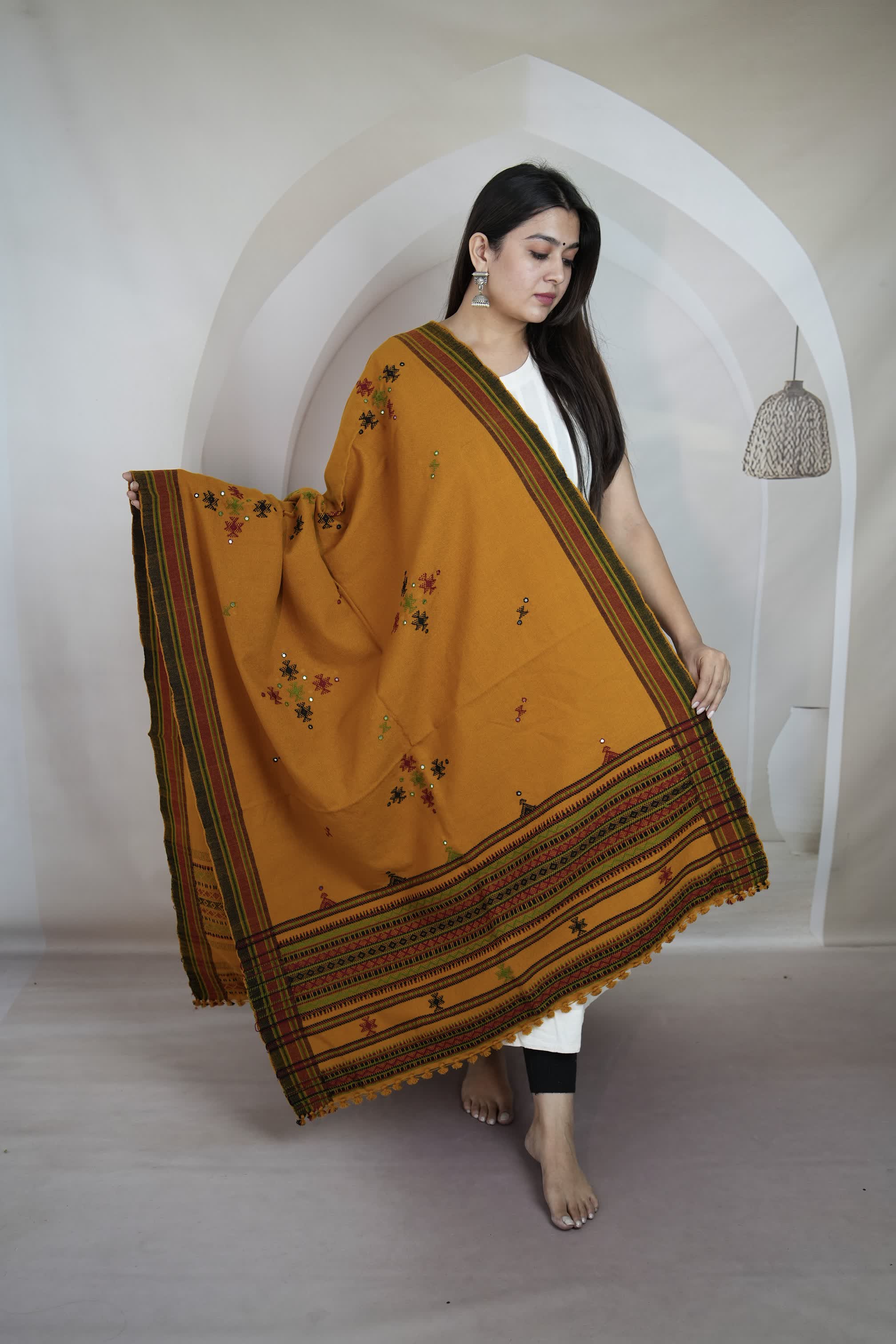 Mustard Chomakh Handwoven Bhujodi Woolen Shawl