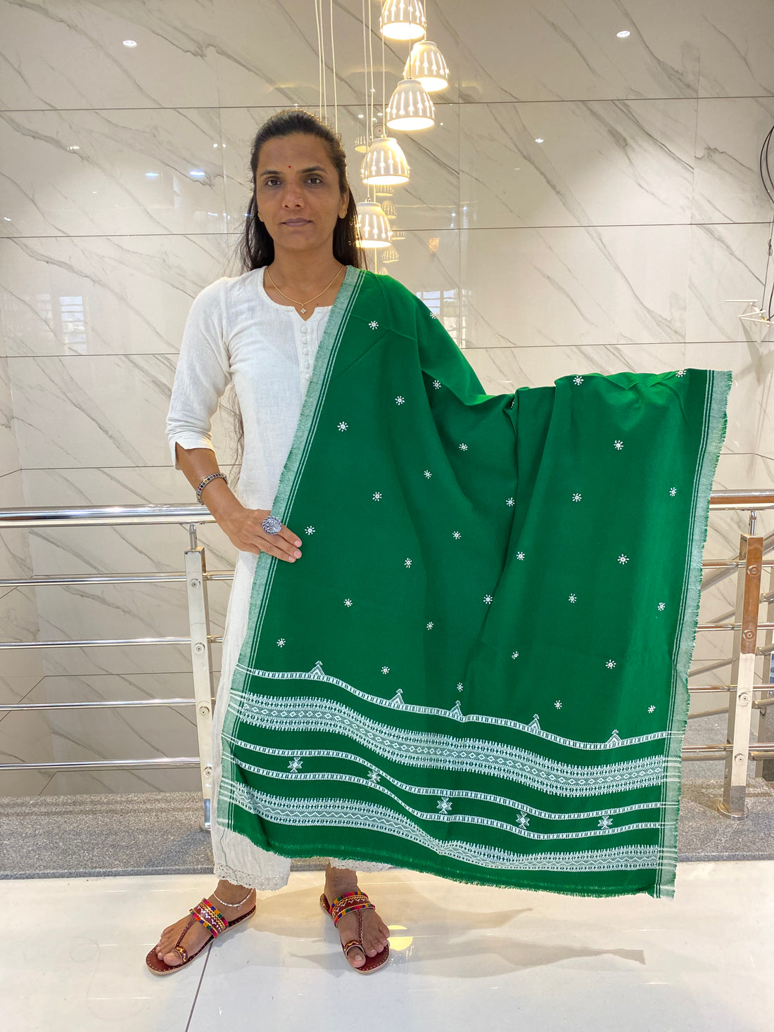 Chheda Bharat Bhujodi Woolen Shawl