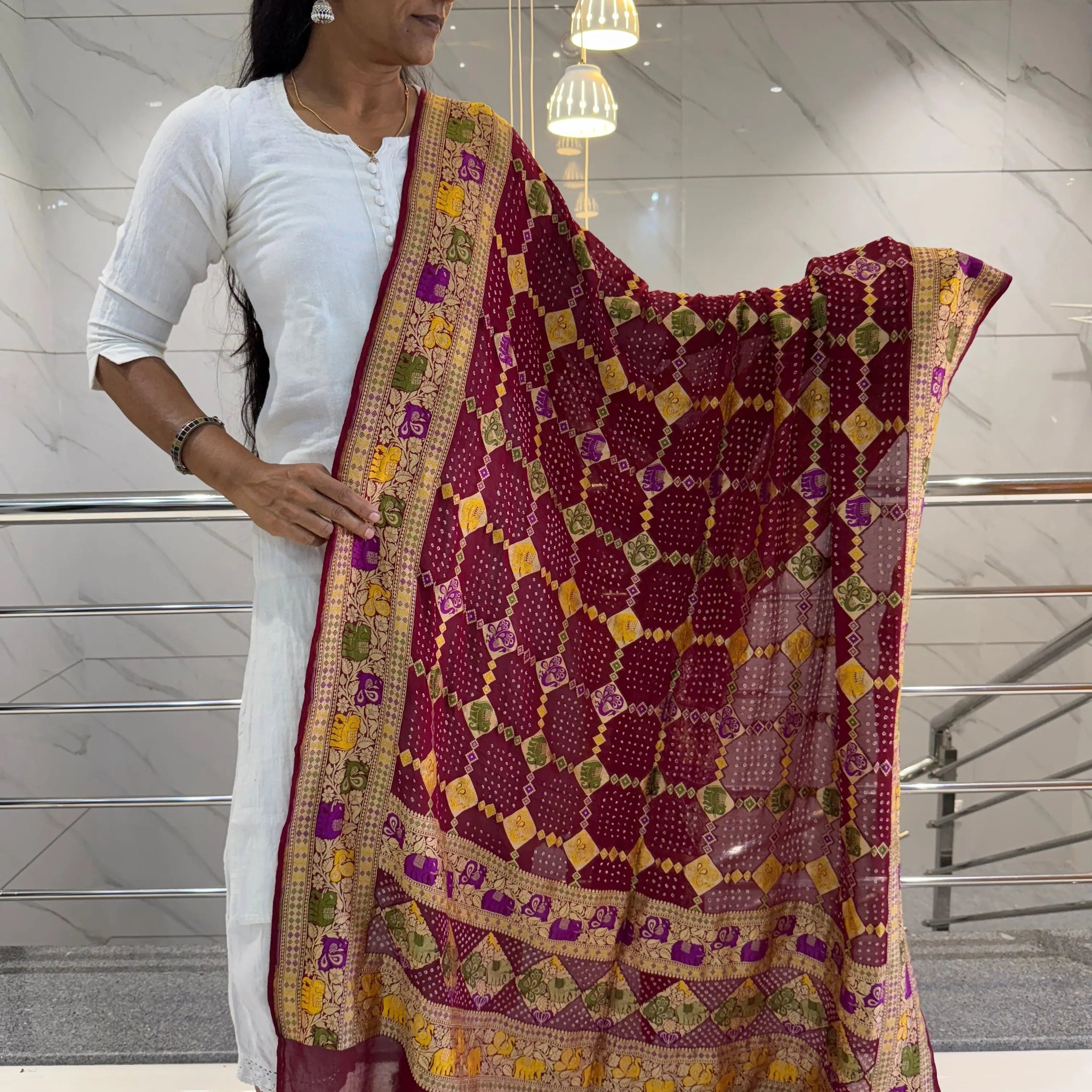 Minakari Banarasi-Bandhani Pure Crepe Dupatta RAKHIYO