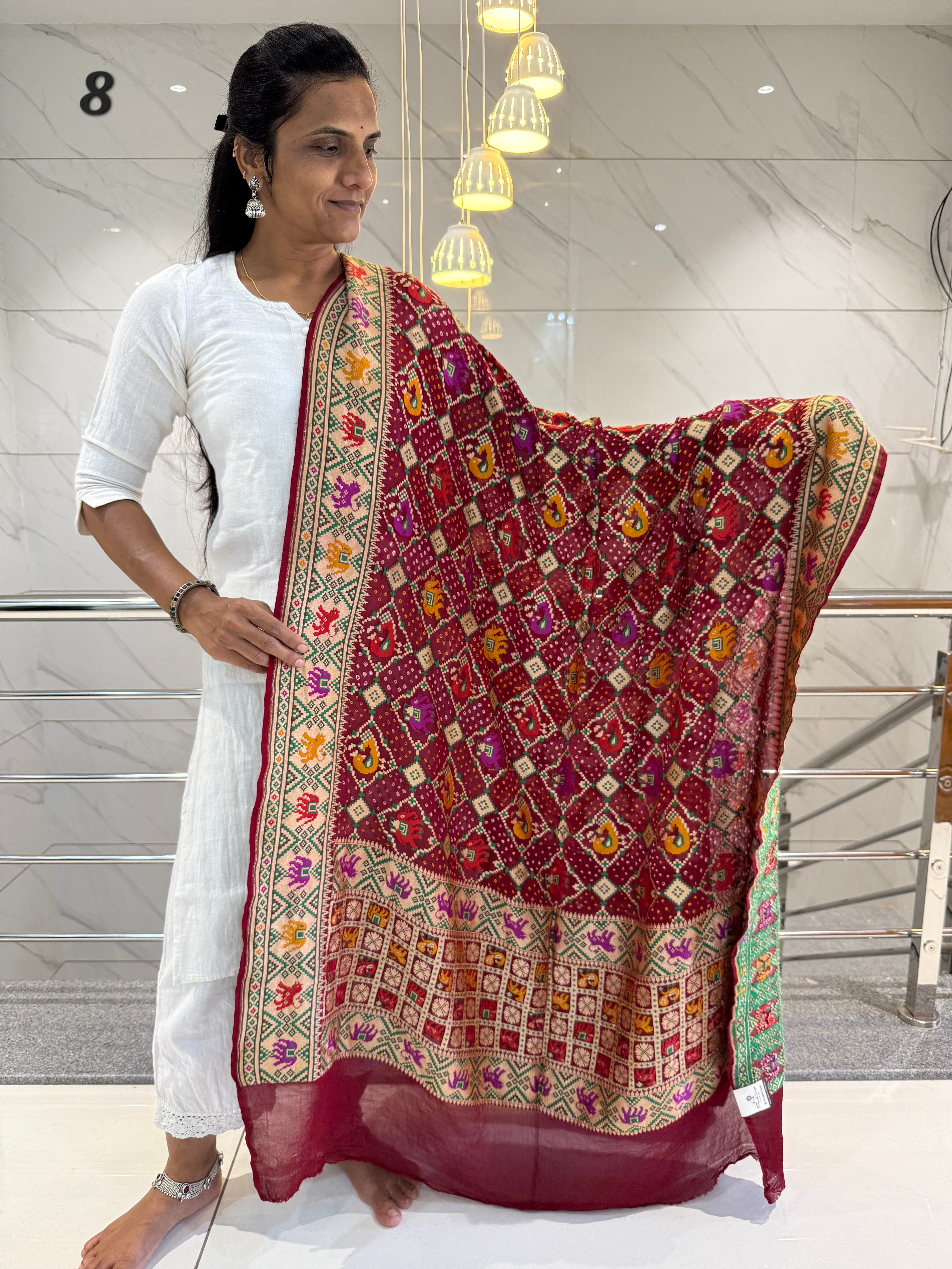 Minakari Banarasi-Bandhani Pure Crepe Dupatta