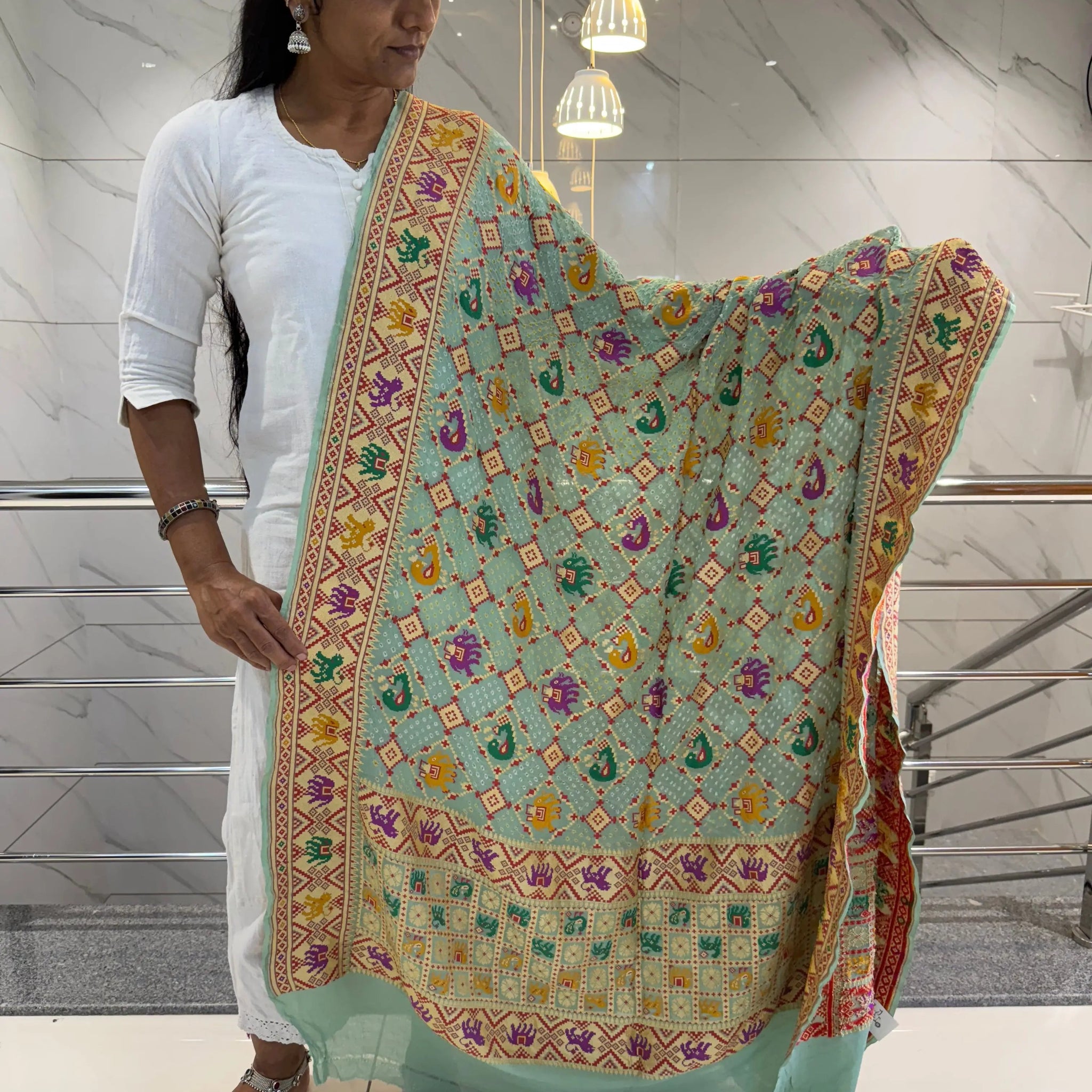 Minakari Banarasi-Bandhani Pure Crepe Dupatta RAKHIYO