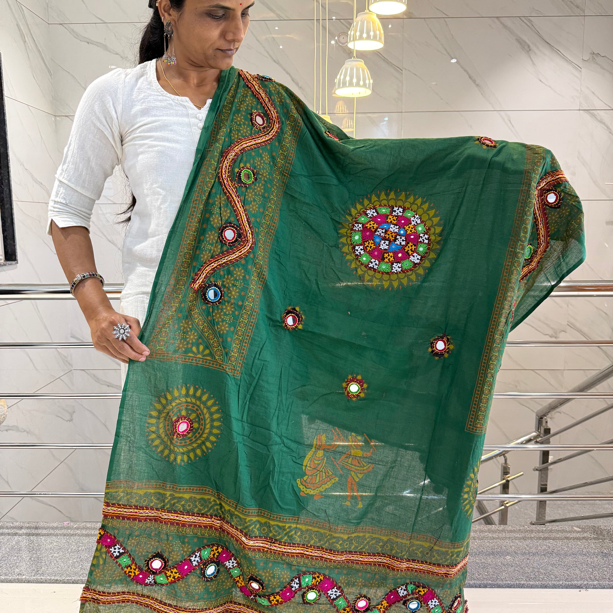 Kutchhi Bavariya Cotton Dupatta