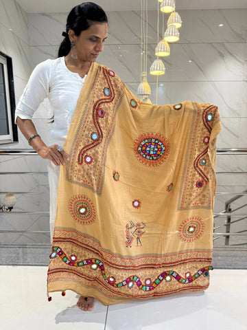 Cream Kutchhi Bavariya Cotton Dupatta RAKHIYO