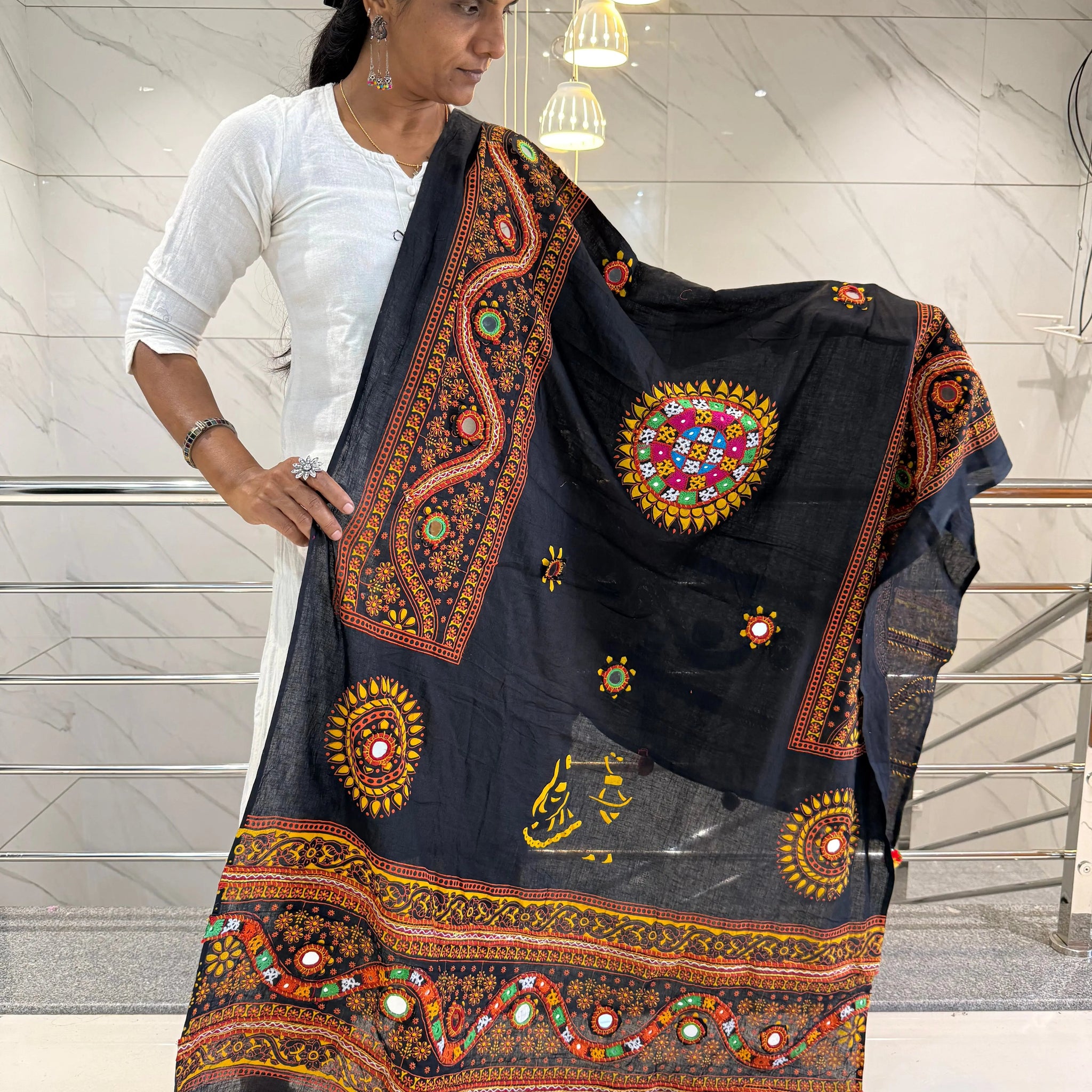 Black Kutchhi Bavariya Cotton Dupatta RAKHIYO