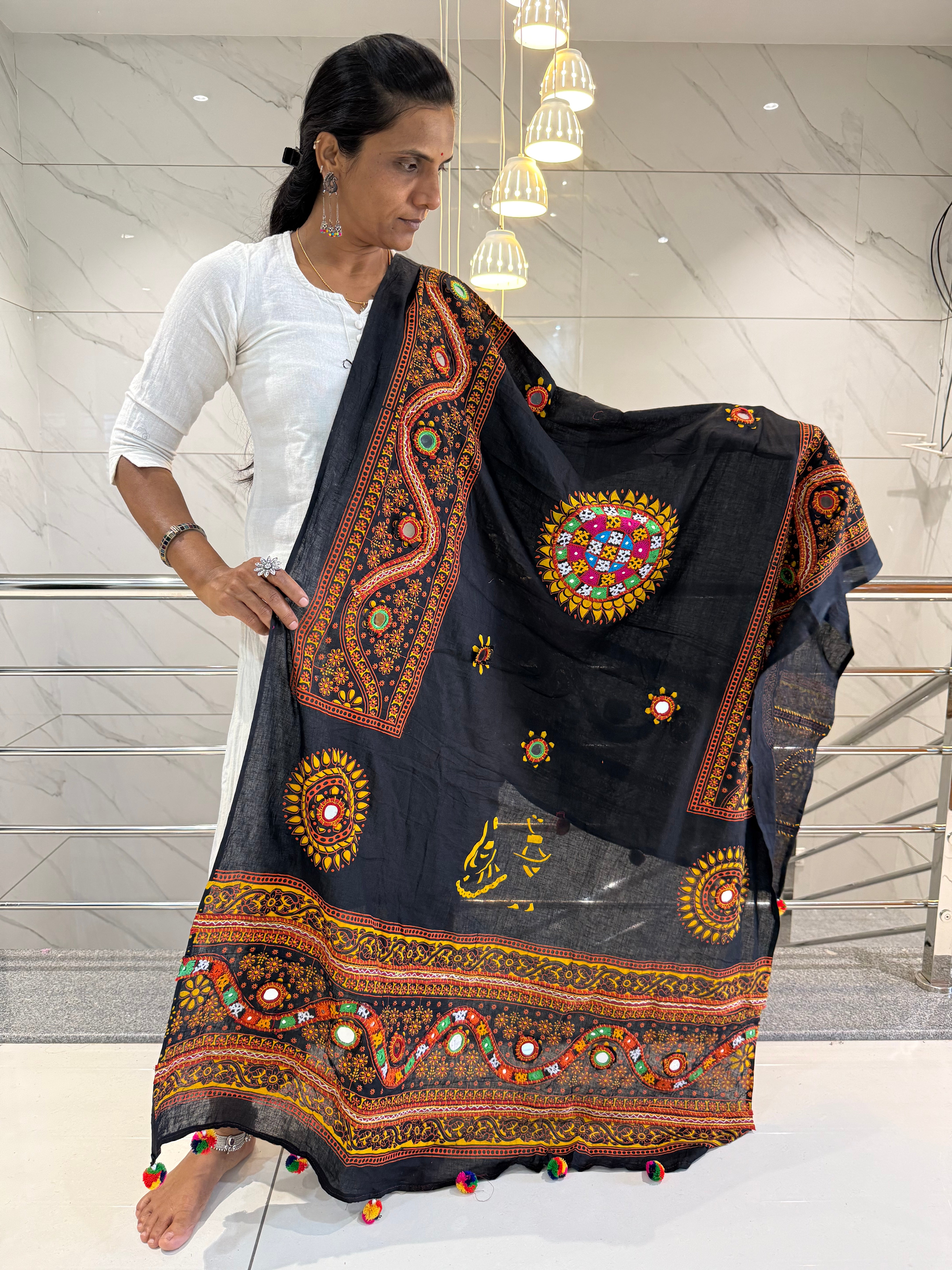 Kutchhi Bavariya Cotton Dupatta