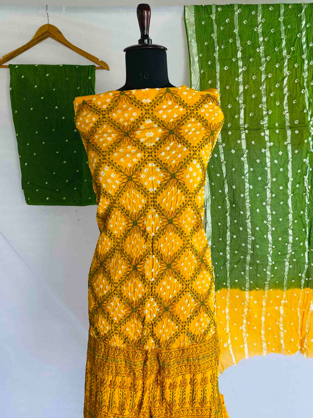 Bandhani Suit Material