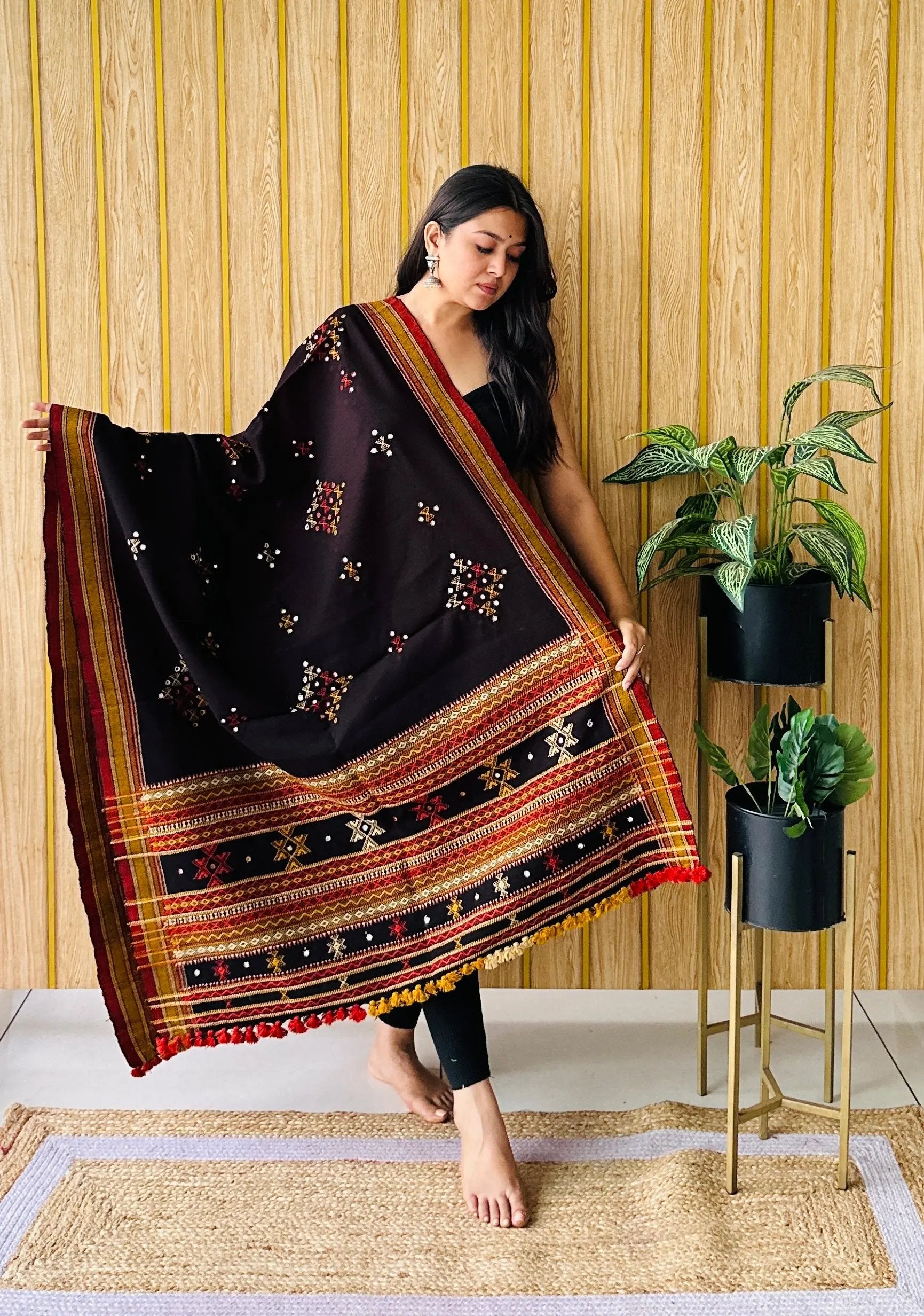 Black Kutchhi Buta Bhujodi Woolen Shawl RAKHIYO