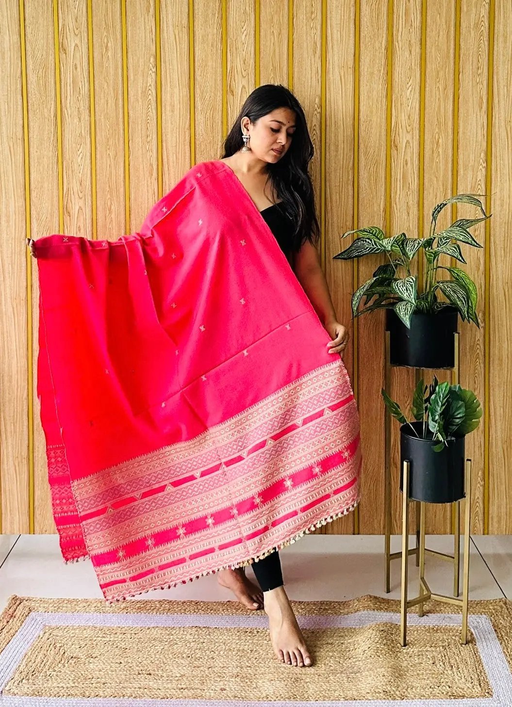 Peach Small Buti Bhujodi Woolen Shawl RAKHIYO
