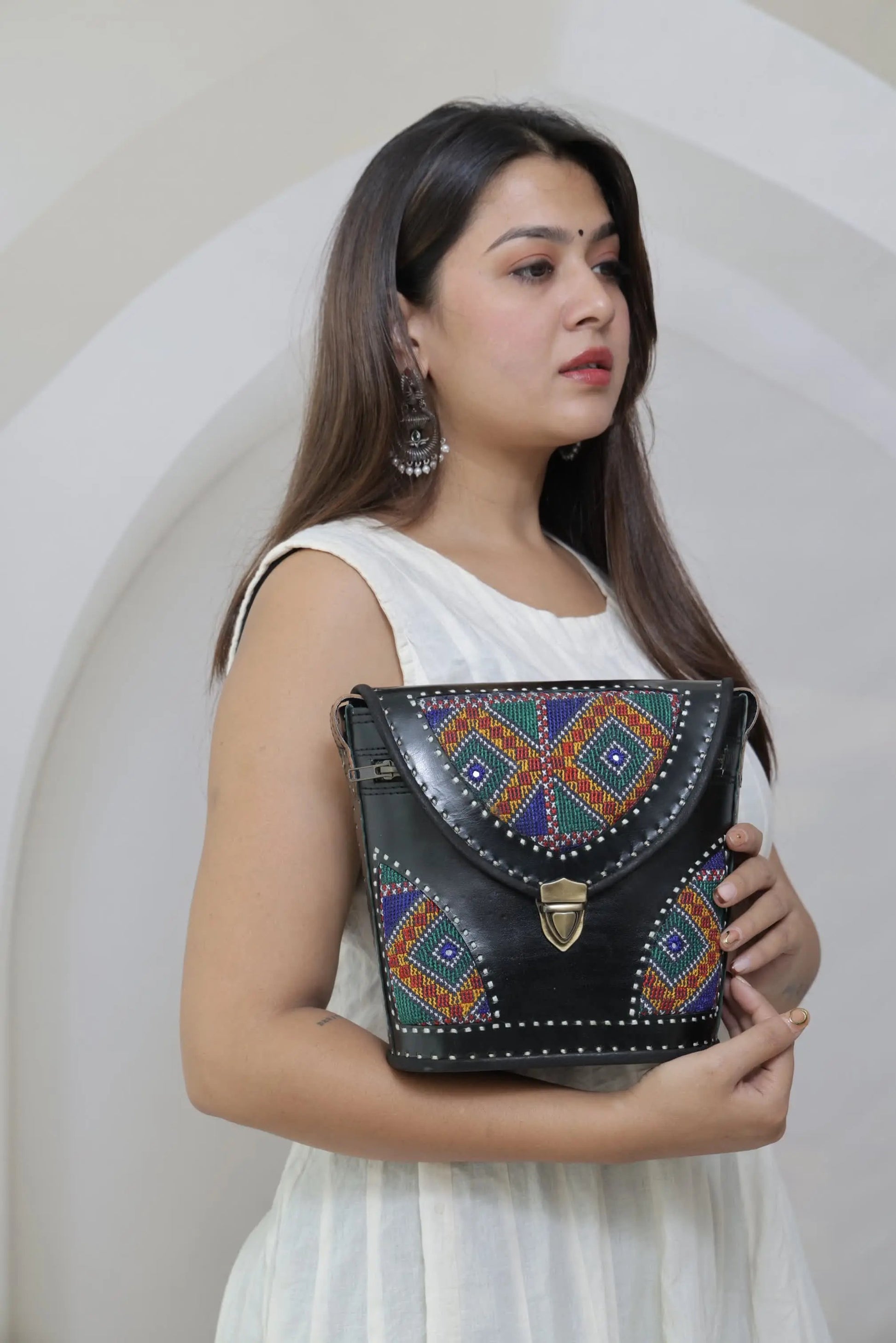 Black Tri-Handwork Jat Punching Bucket - The Sling RAKHIYO