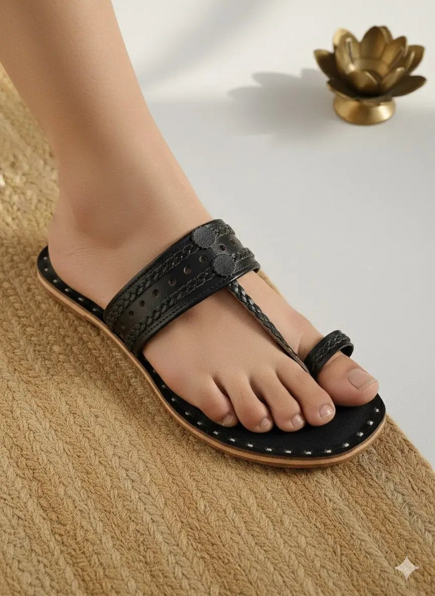 Black Punching Kutchhi Leather Chappal/Jutti RAKHIYO