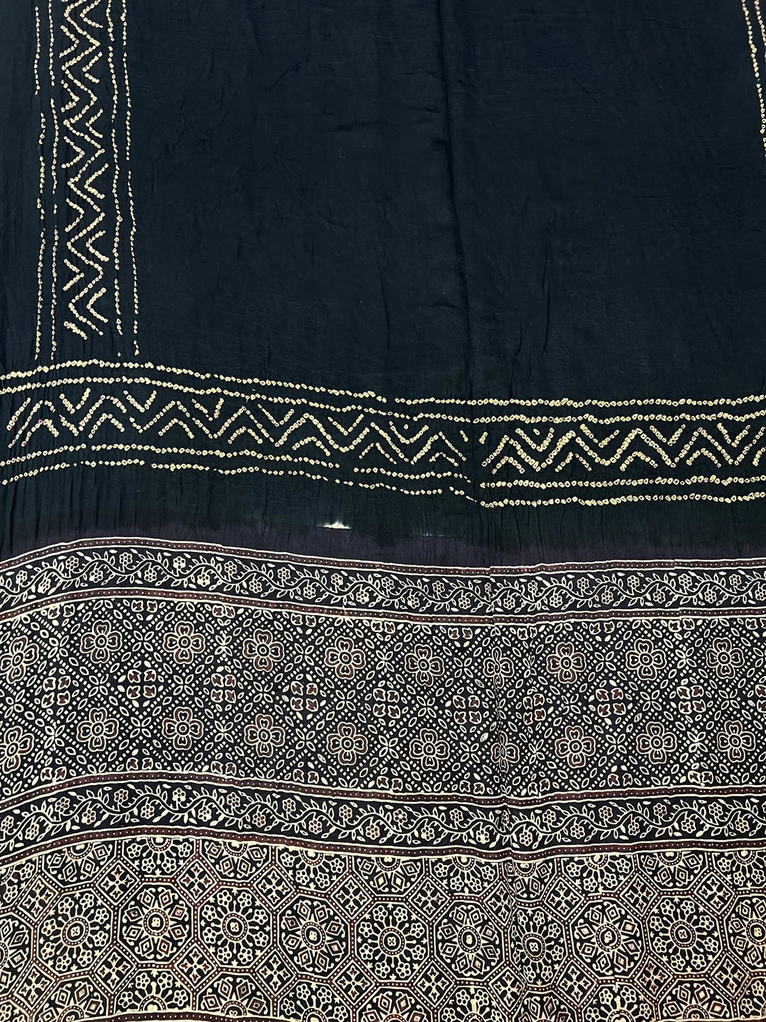 Black Gaala Design Premium Rai Bandhej Gaji Silk Ajarakh-bandhani Saree RAKHIYO