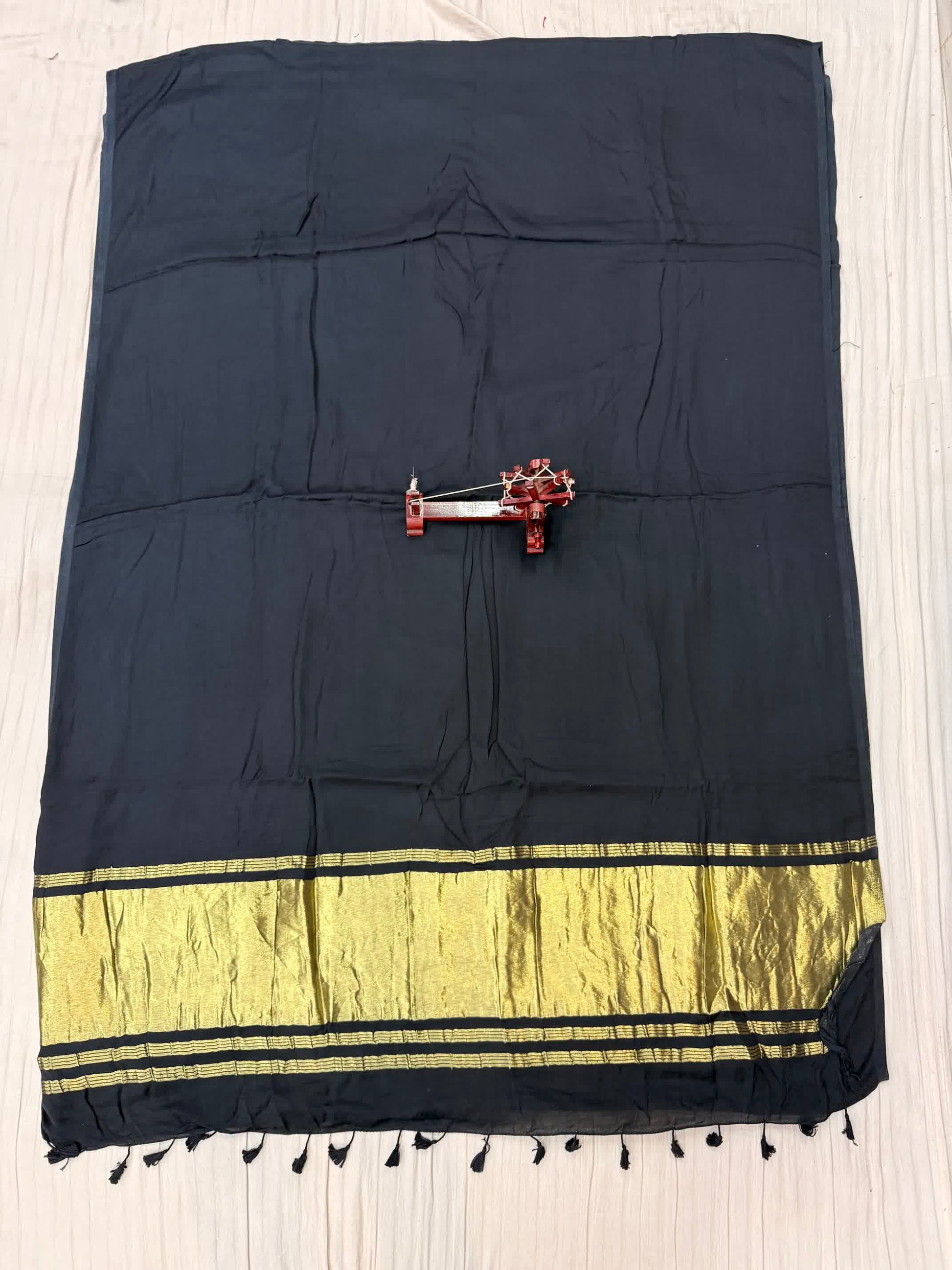 Black Plain Tissue Palla Modal Silk Saree RAKHIYO