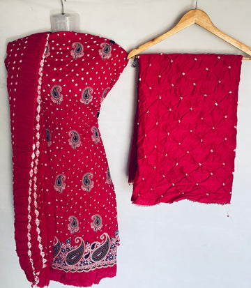 Lakhanavi Buta Bandhani Suit Material