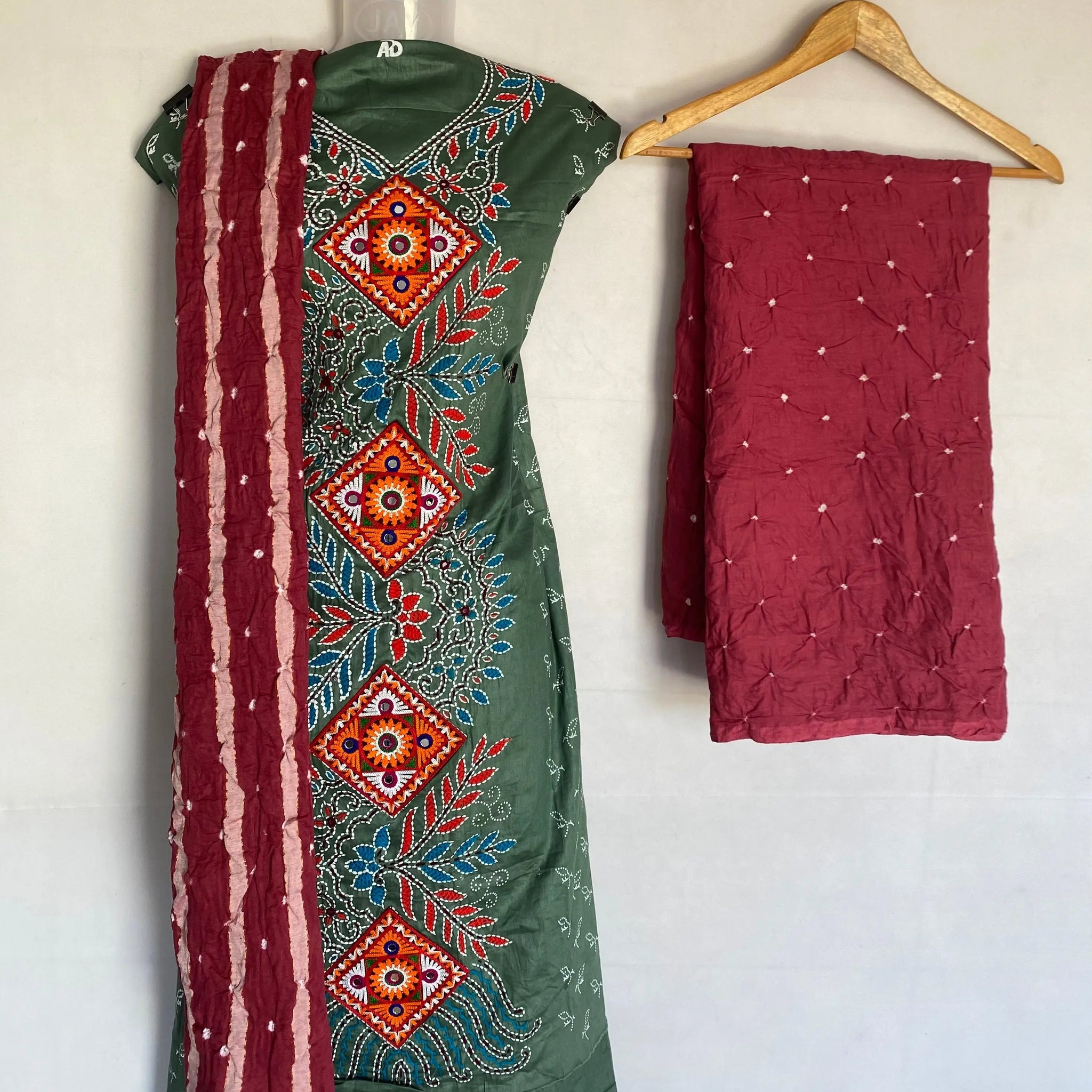 Seagreen Kutchhi Bandhani Suit Material RAKHIYO