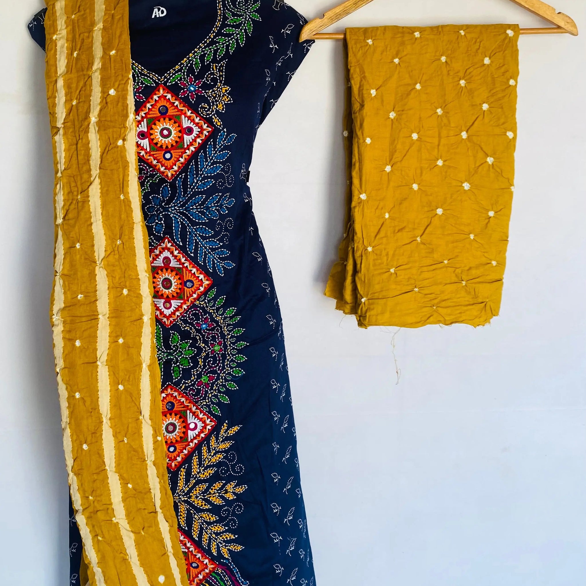 Navy Blue Kutchhi Bandhani Suit Material RAKHIYO