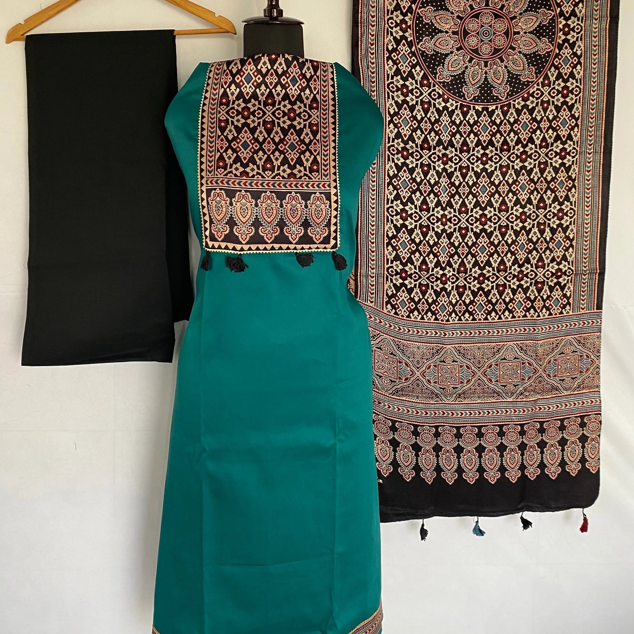 Ajarakh Yock Cotton Satin/Mashroo Suit Material RAKHIYO