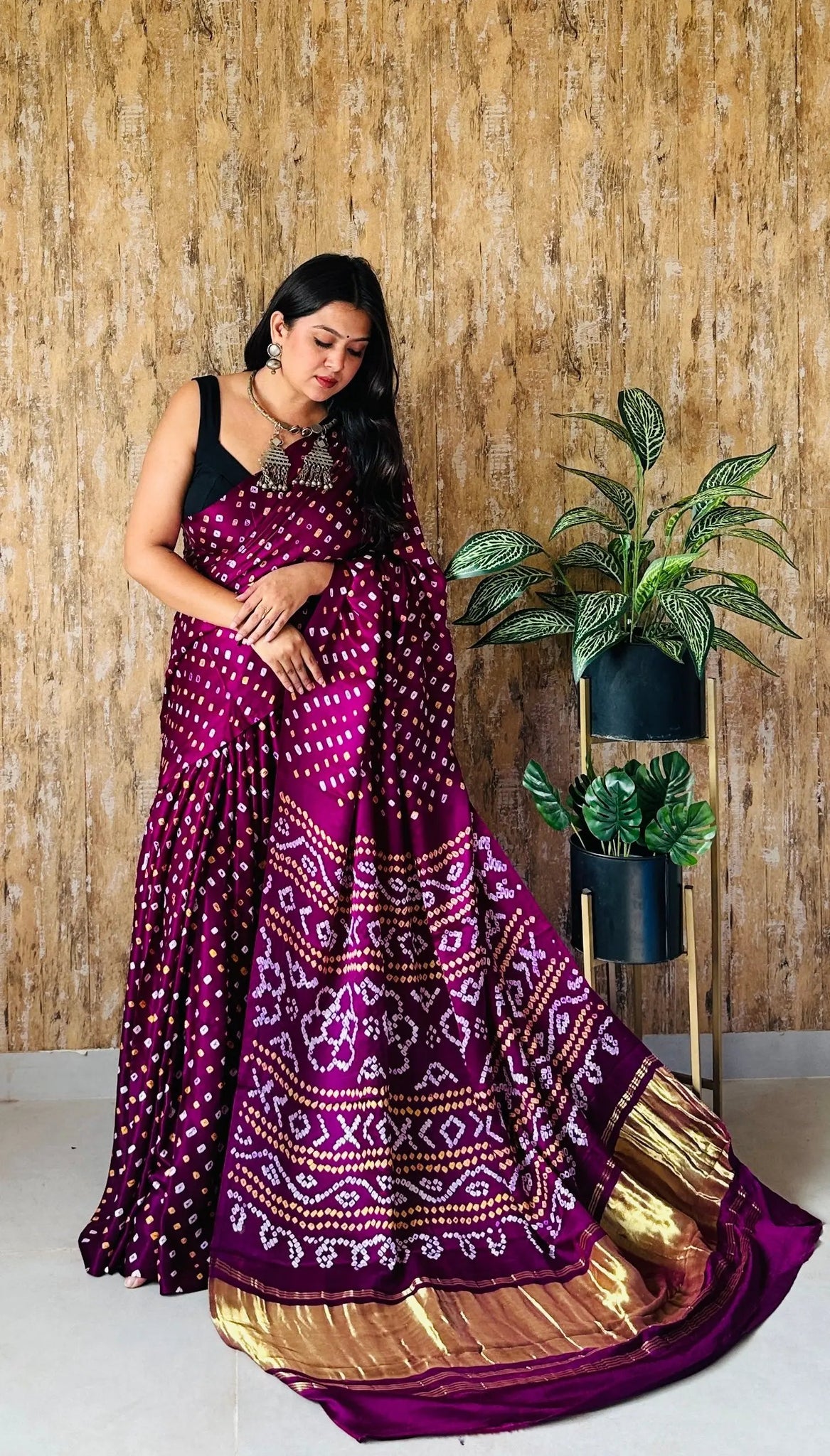 Magenta Dana Bandhani Gaji Silk Saree RAKHIYO
