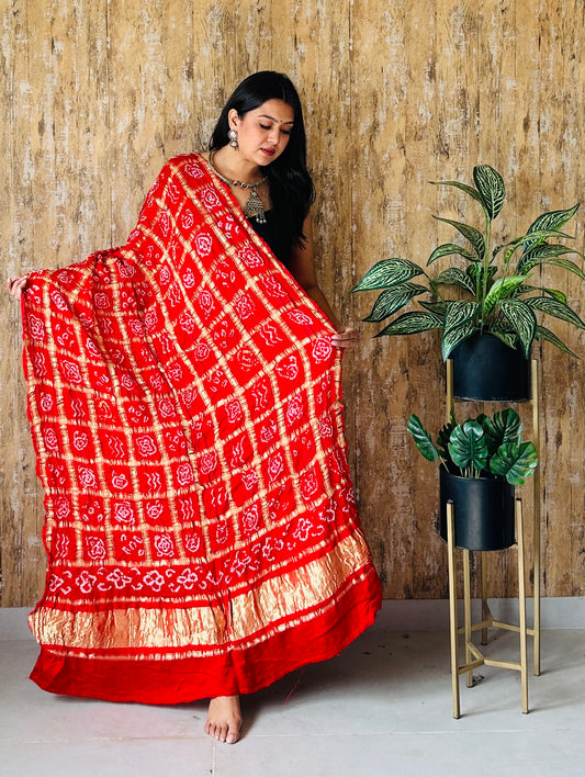 Bandhej Garchola Check Gaji Silk Dupatta