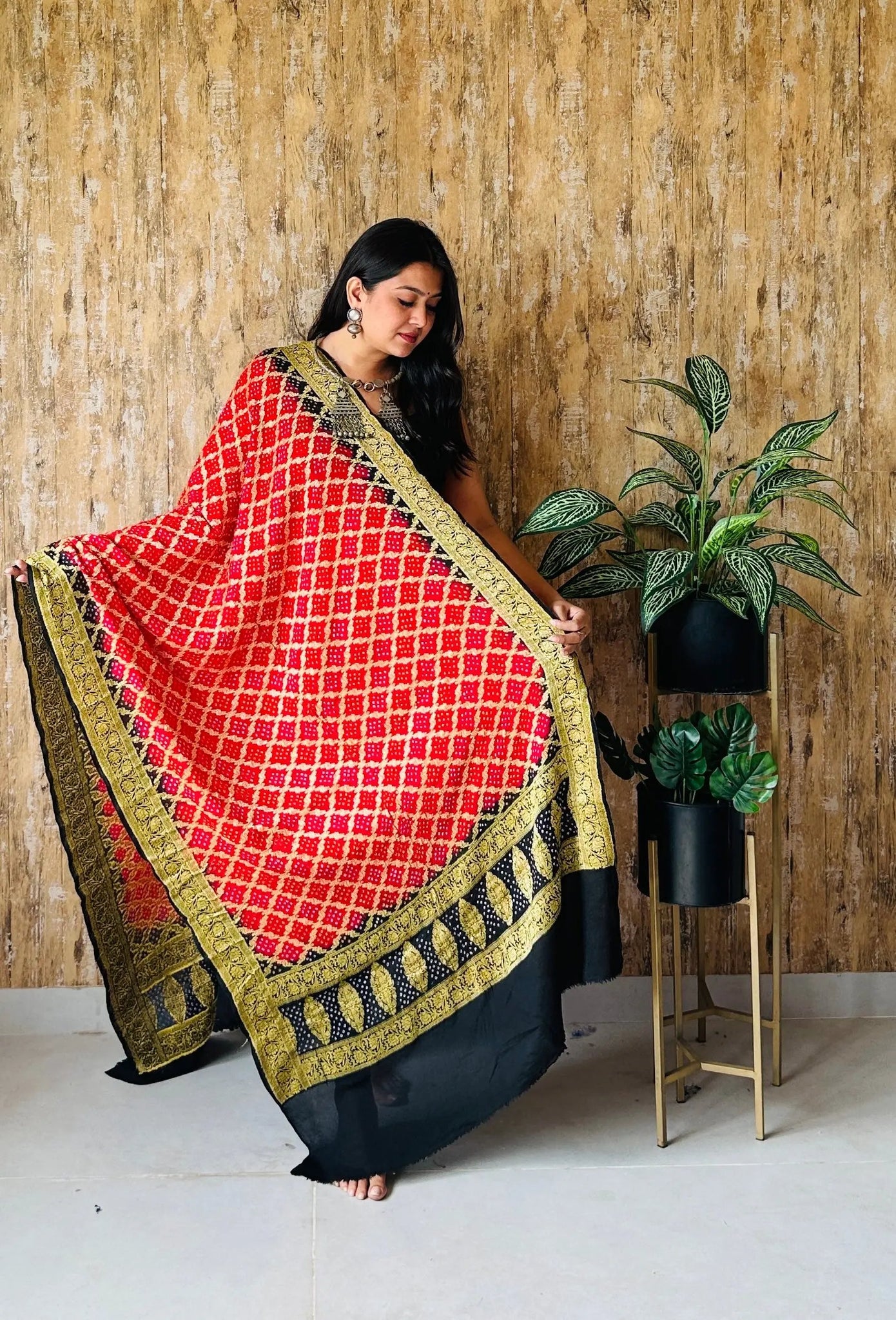Black & Red Bandhej Banarasi Crepe Dupatta RAKHIYO