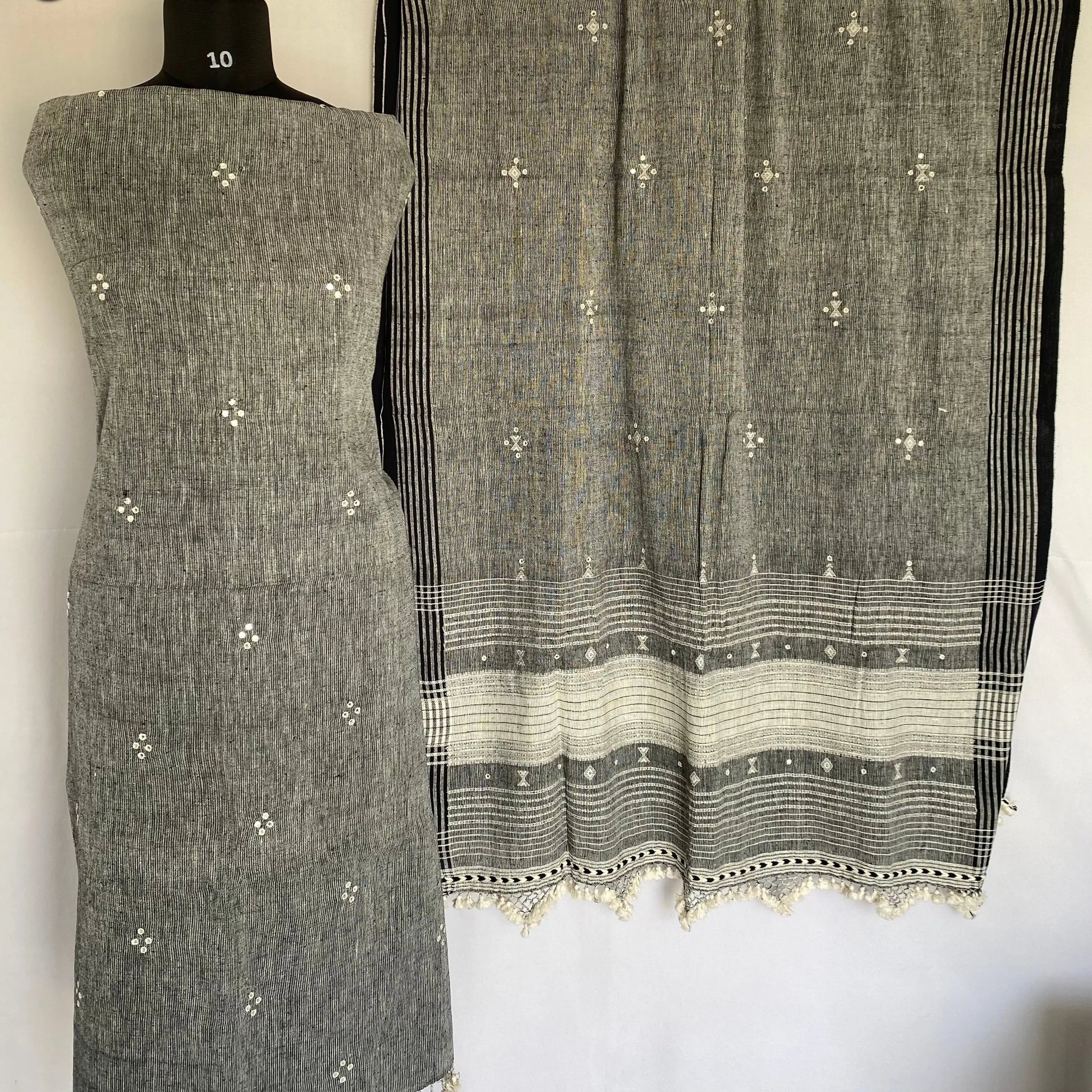 Bhujodi Kala Cotton Suit Material RAKHIYO