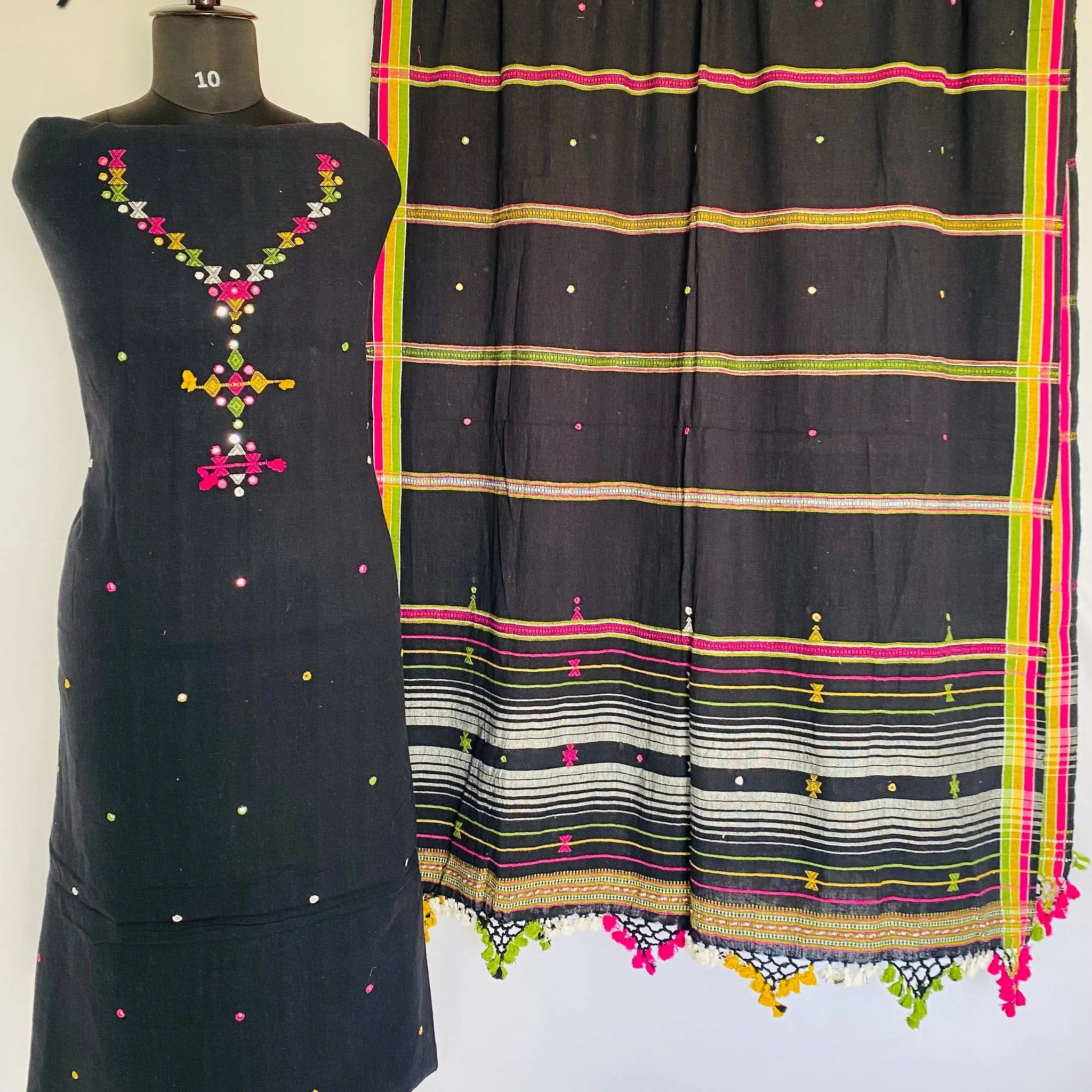 Bhujodi Kala Cotton Suit Material RAKHIYO