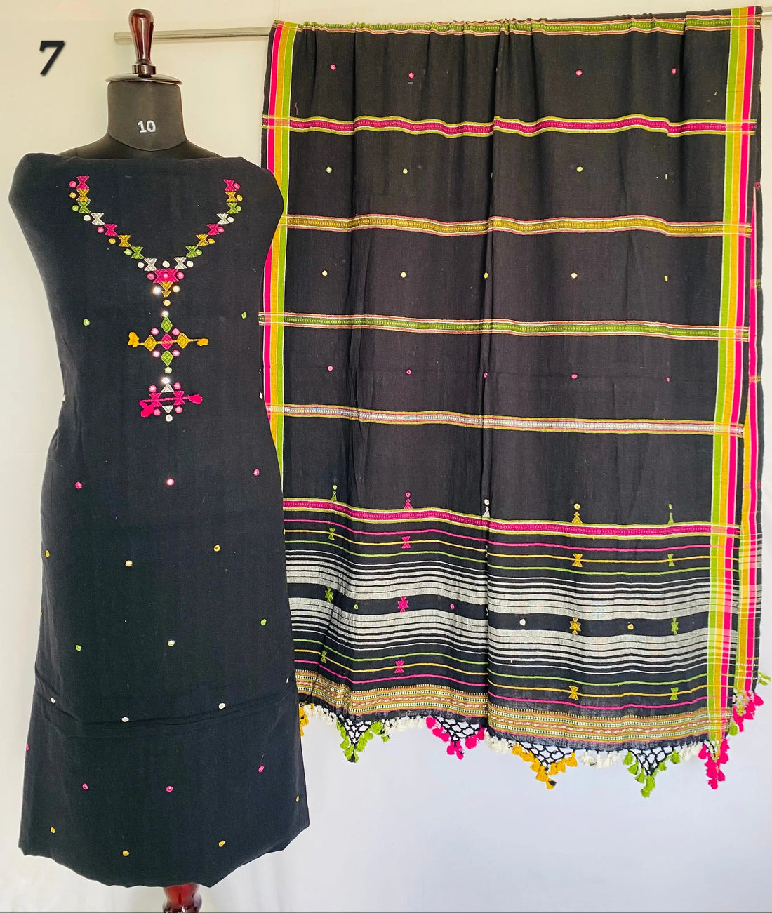 Bhujodi Kala Cotton Suit Material RAKHIYO