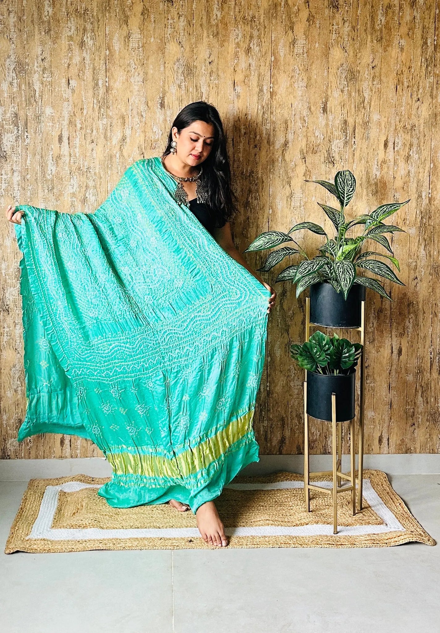 Light Sea Green Bandhej Chandrokhani Gaji Dupatta RAKHIYO