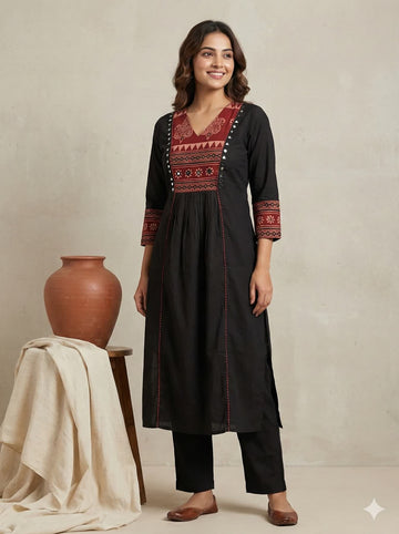 Navya Ajarakh Neck Mirror Black Cotton Side Cut Kurti