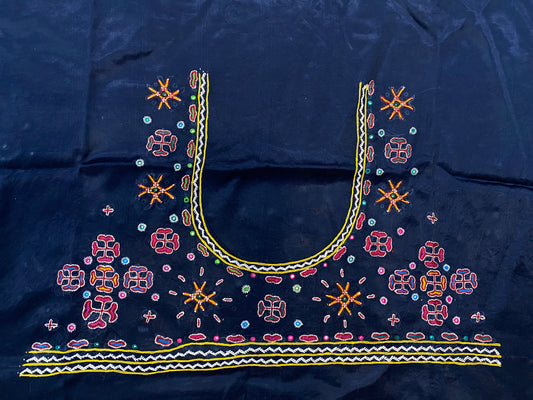 Mutva Kutch Embroidered Mashroo Silk Blouse Piece