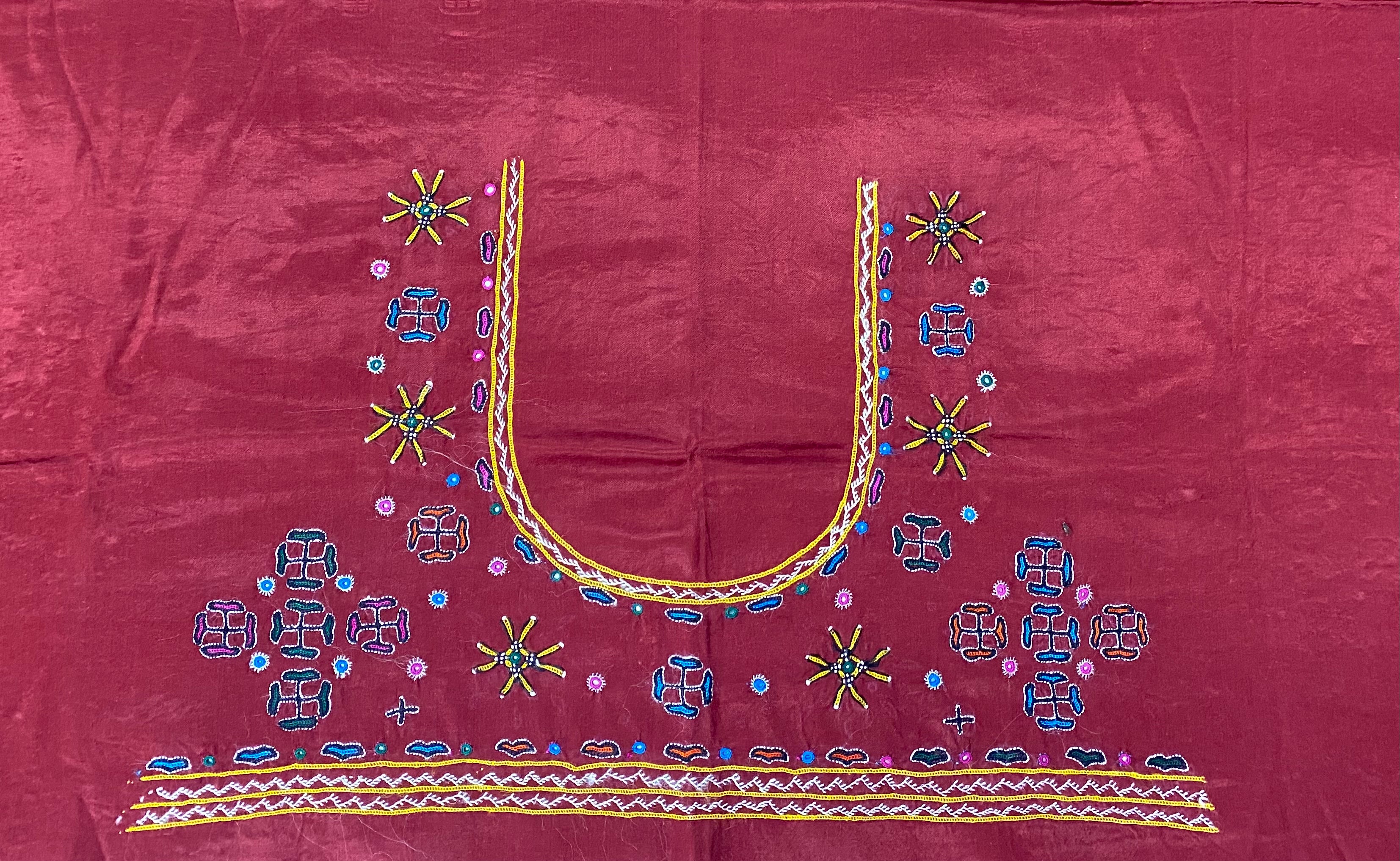 Mutva Kutch Embroidered Mashroo Silk Blouse Piece
