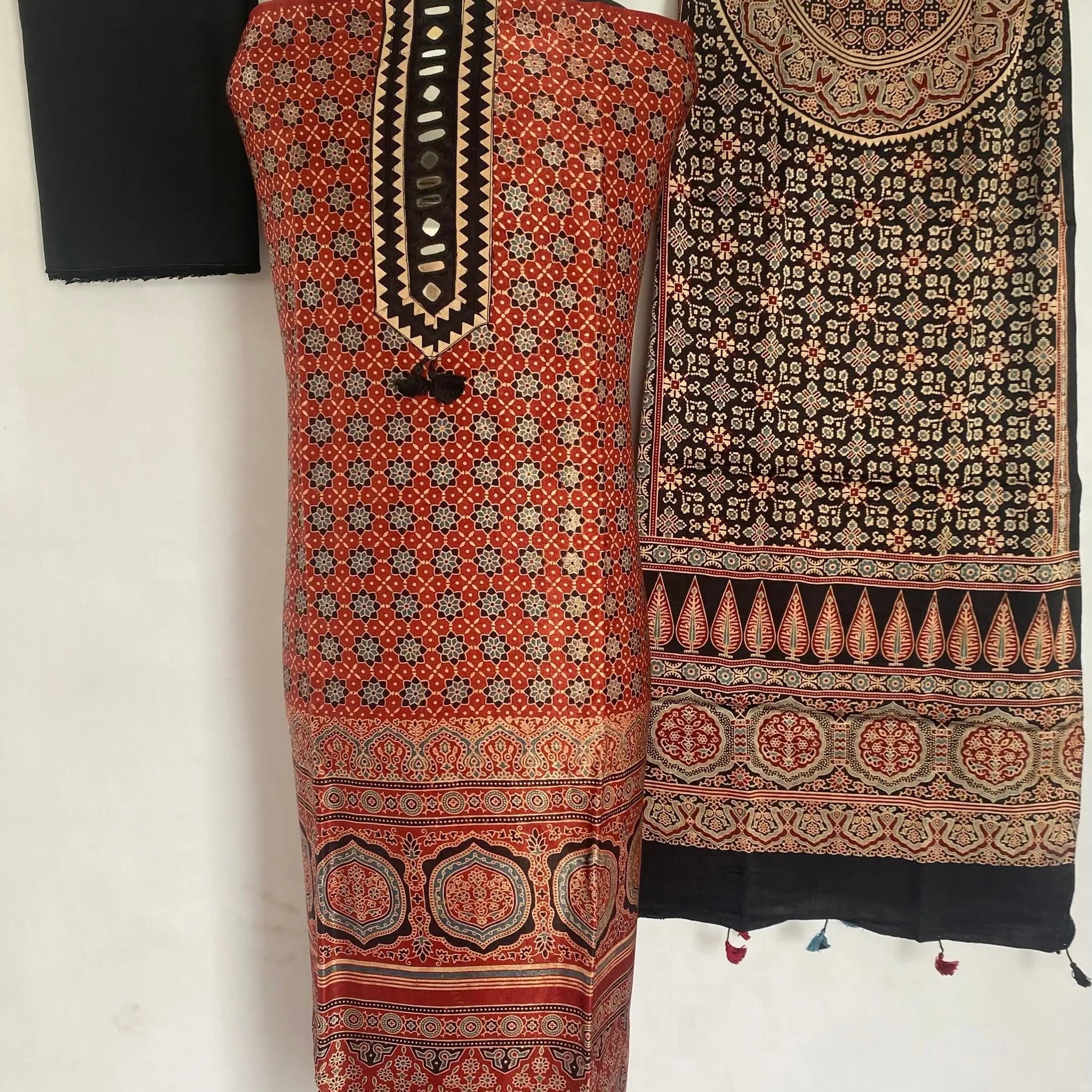 Ajarakh Mashroo Mirror Suit Material RAKHIYO