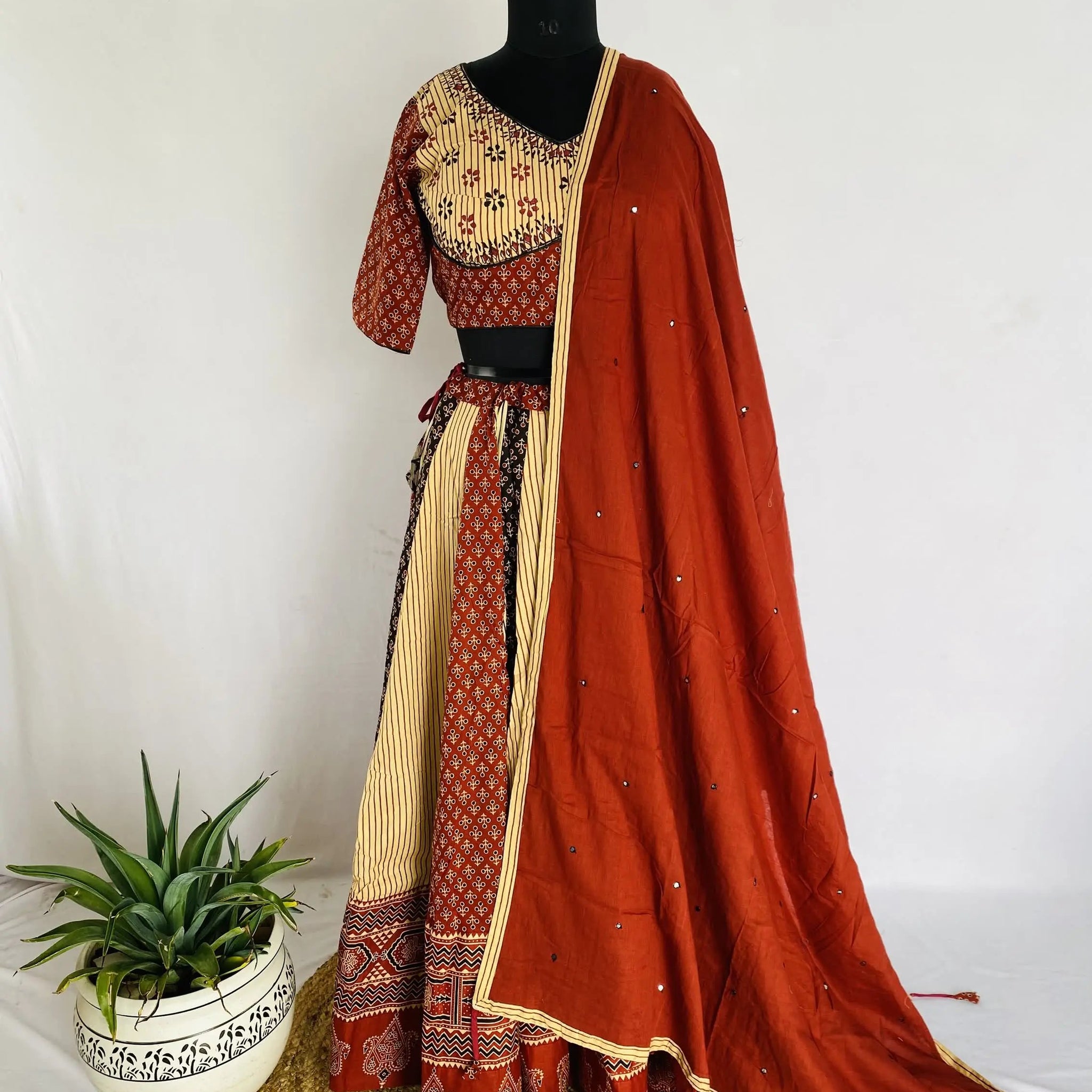 Ajarakh Maroon Blockprint Cotton Chaniyacholi RAKHIYO