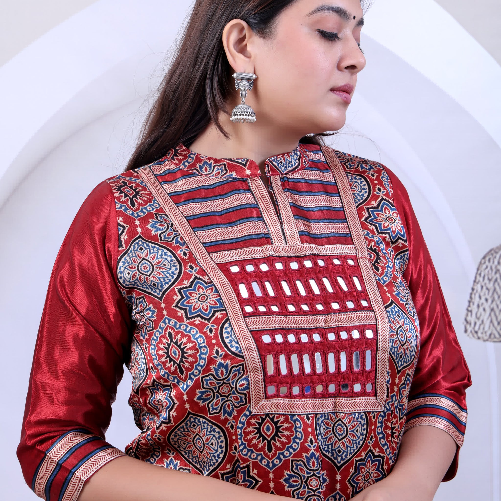 Urvi Ajarakh Badam Mirror Stand Collar Mashroo Silk Straight Kurti