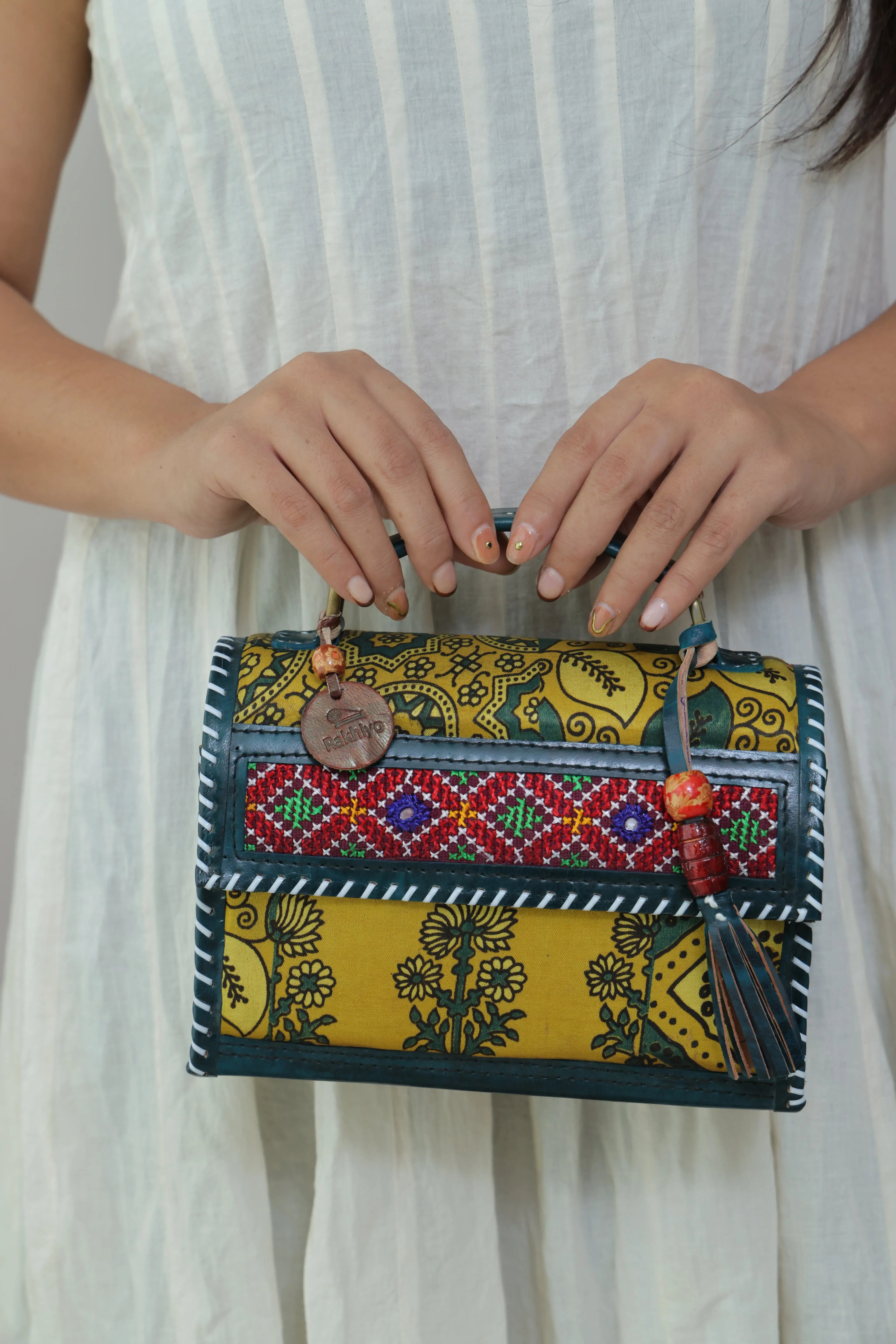 Ajarakh Mustard & Green Jat Hut - The Sling RAKHIYO