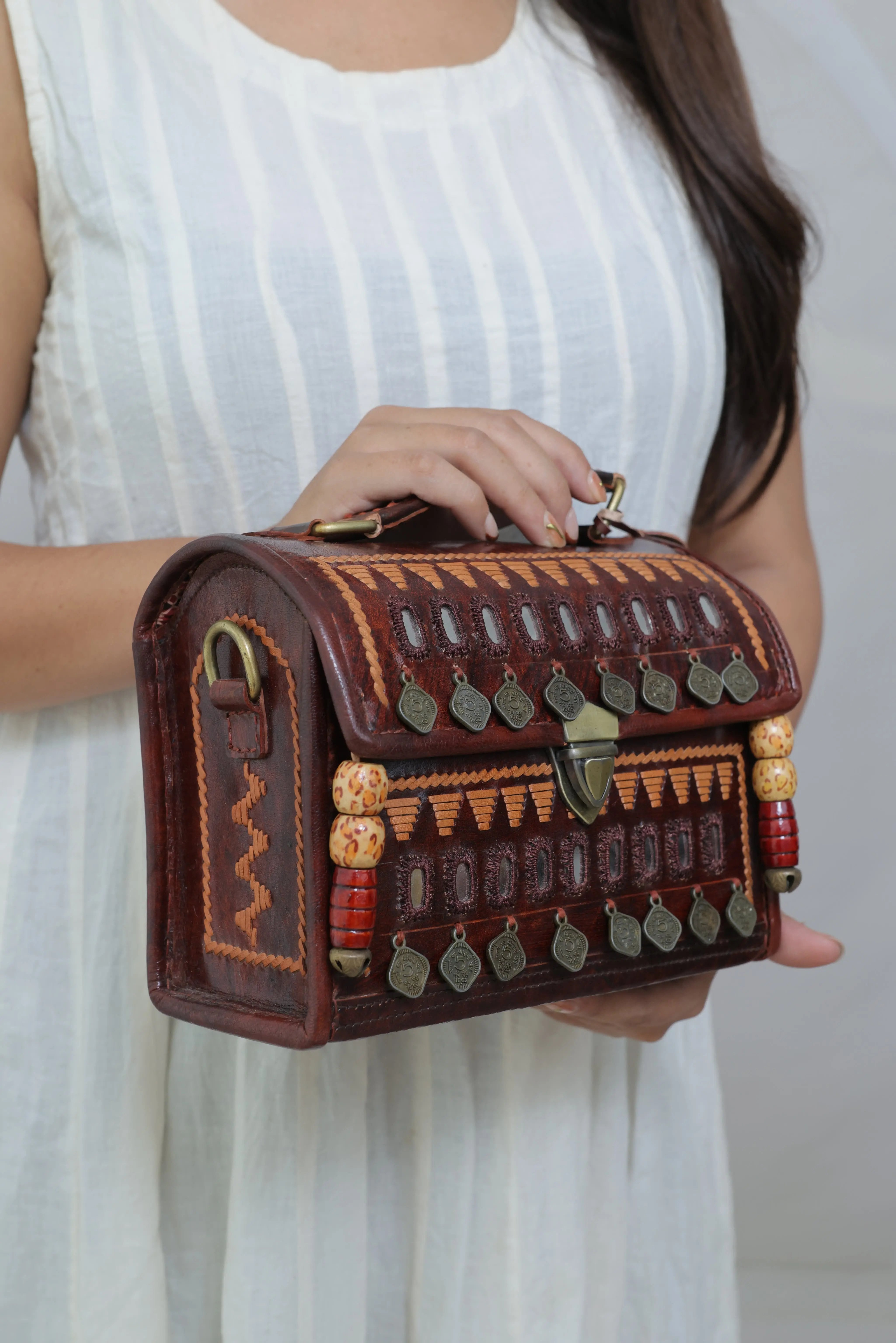 Aabhala - The Coin Mirror Sling Lock RAKHIYO