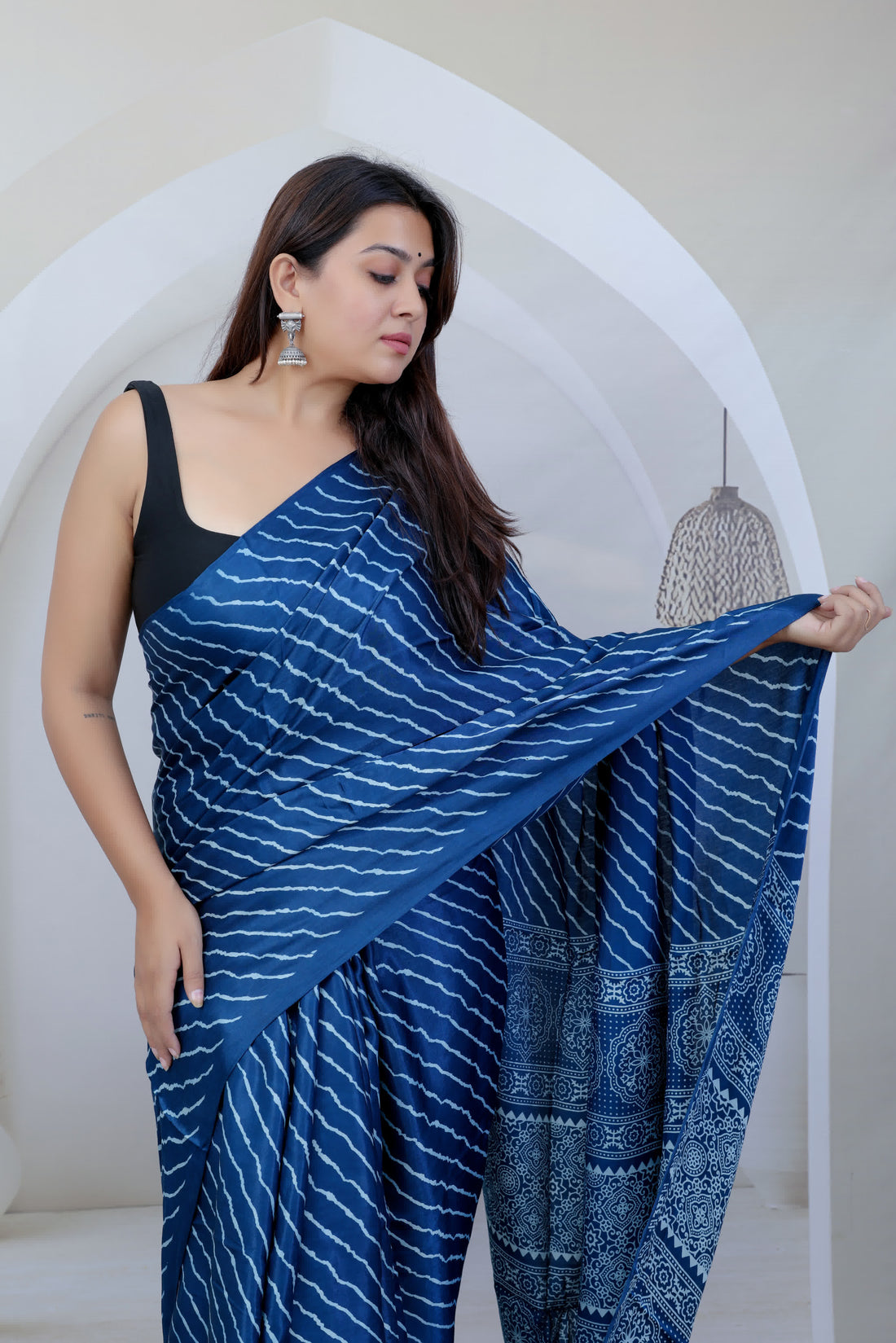 Tissue Laheriya Ajarakh Modal Saree