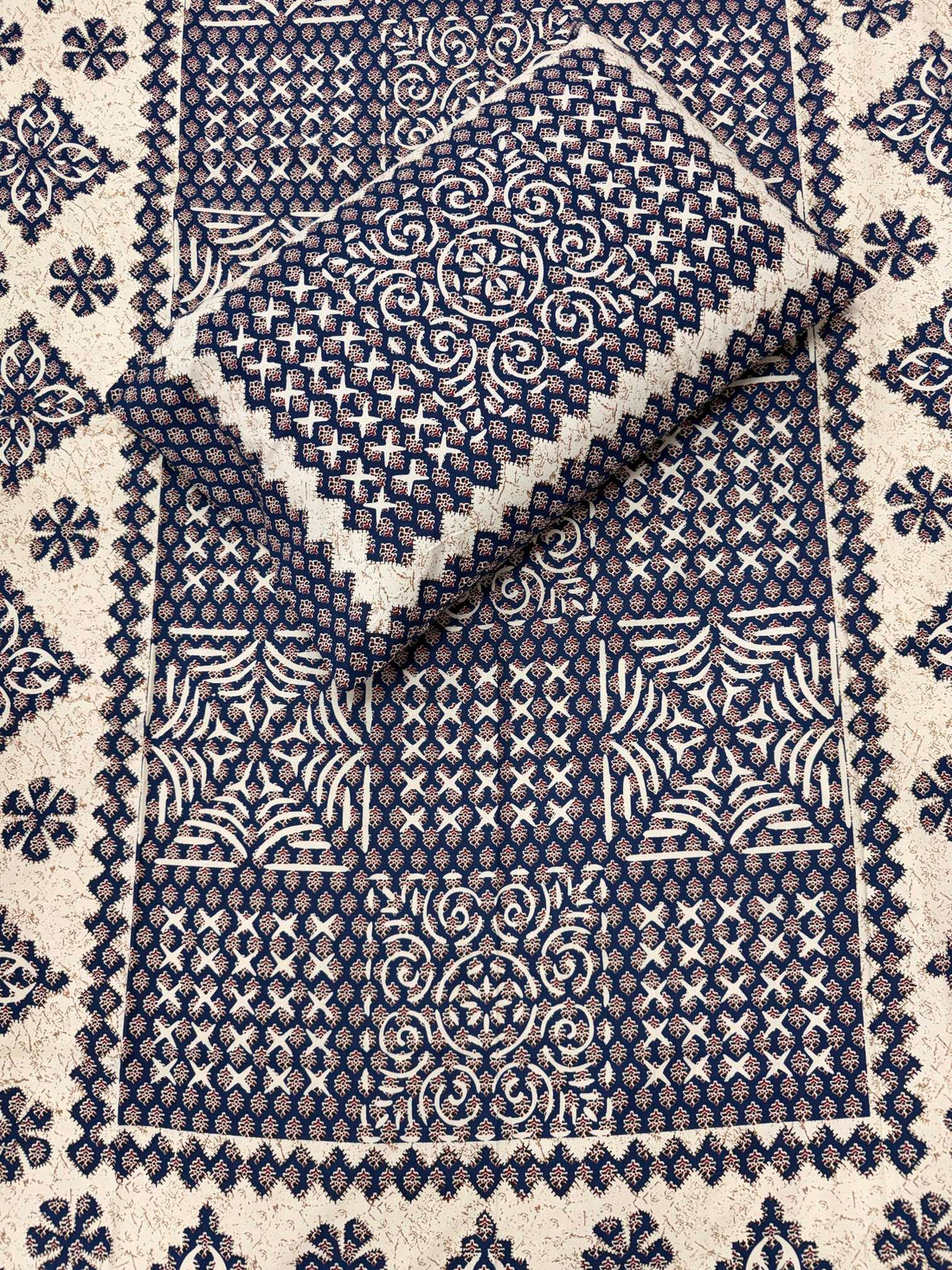 Allover Design Patchwork Print Single Bedsheet